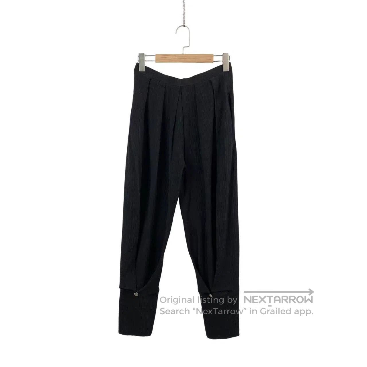 Louis Vuitton Louis Vuitton Design black trousers| Size 24" / US 00 / IT 34 - 2 Thumbnail