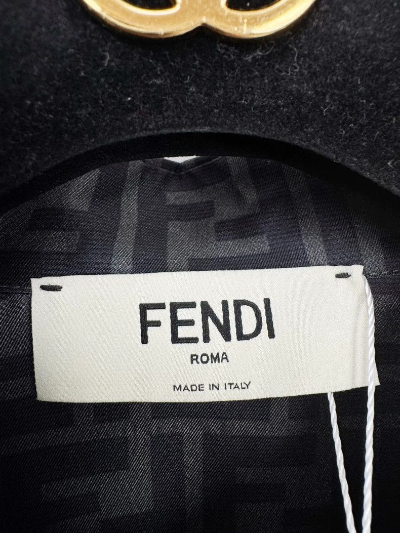 Fendi Fendi Silk Logo Shirt Size 42 Size M / US 6-8 / IT 42-44 - 2 Thumbnail