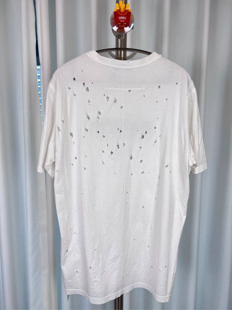 Givenchy Givenchy White Logo Letter Printed Hole Cotton Crew Neck S Size US S / EU 44-46 / 1 - 2 Thumbnail
