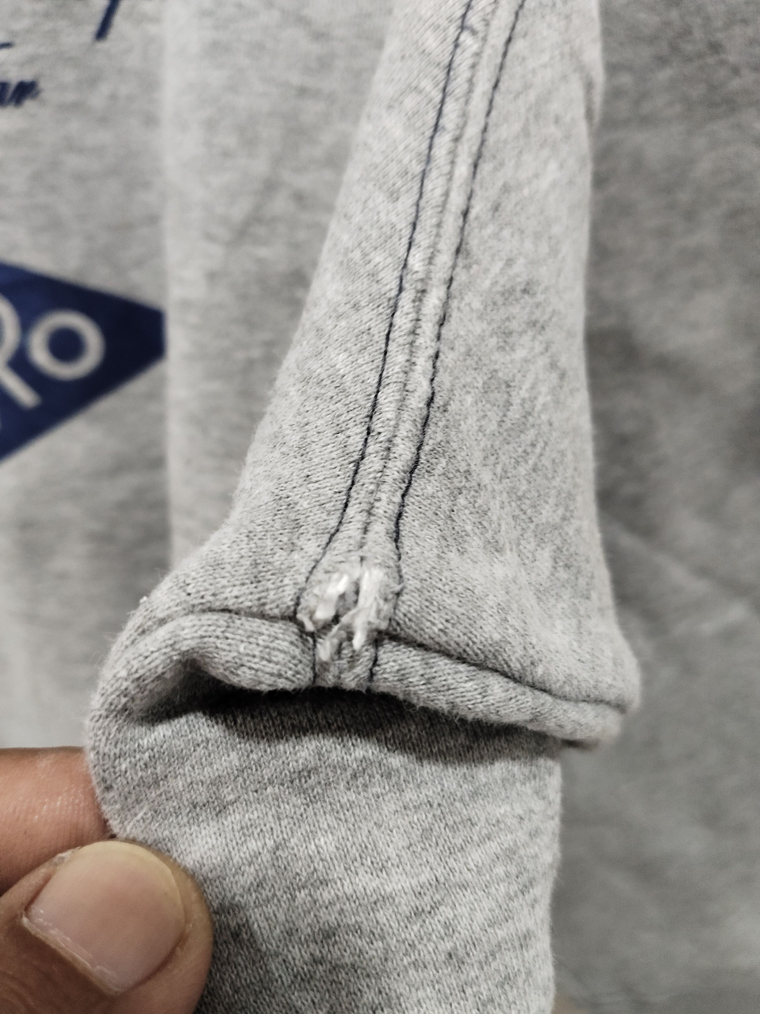 Umbro Vintage Y2K Umbro Big Logo sweatshirt Size US L / EU 52-54 / 3 - 6 Thumbnail