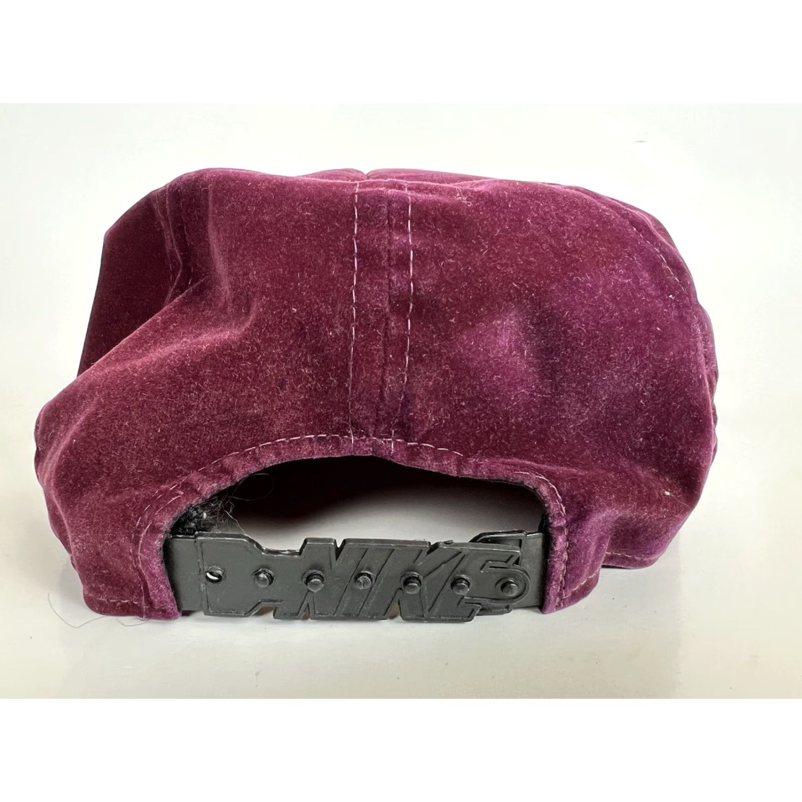 Velour VINTAGE US Army Geronimo 501 Apaches Patch Snapback Hat Cap Red Velour 80s Military Adjustable Men One Size Red 80s Vintage Cap Snap-Back Hats Size ONE SIZE - 5 Thumbnail