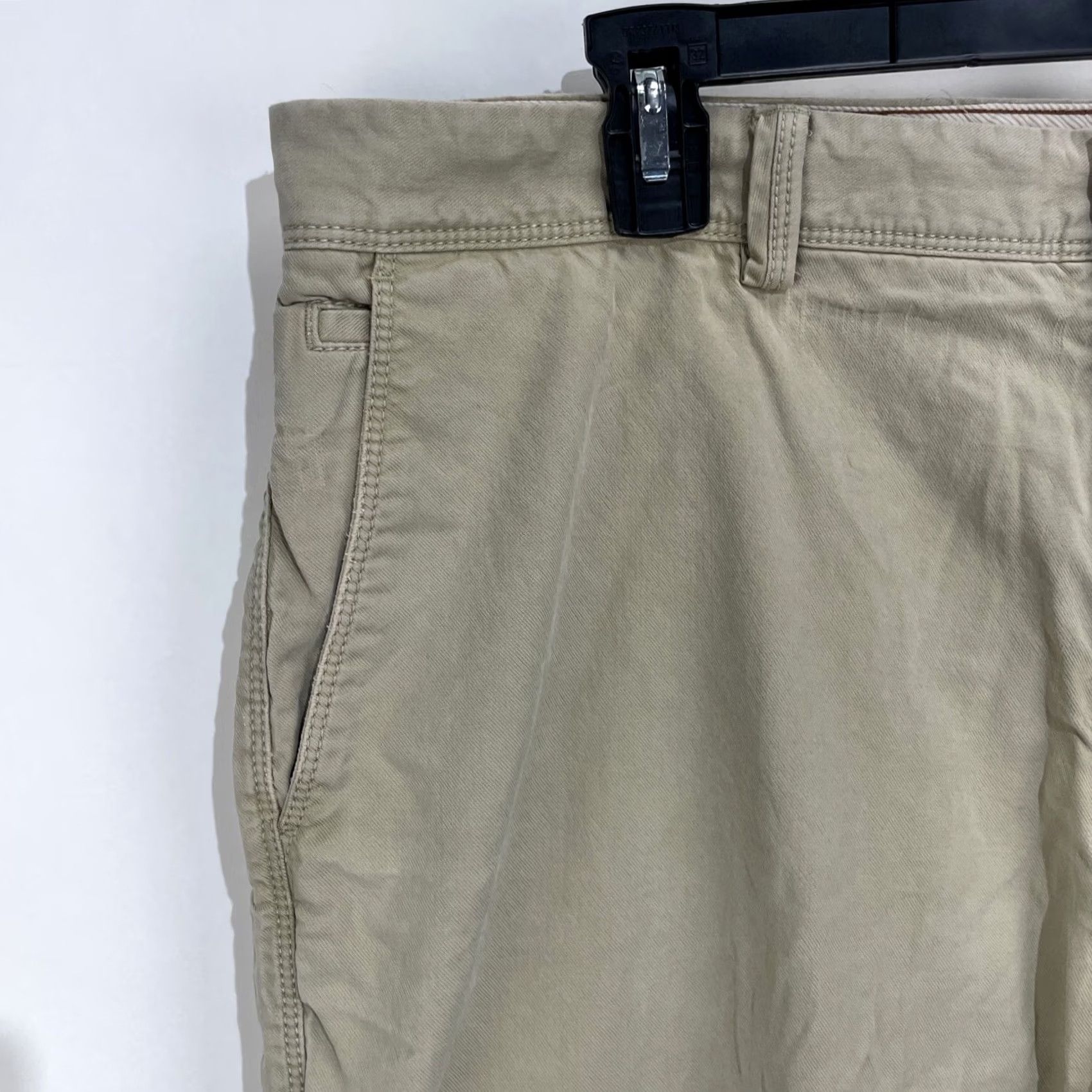Tommy Bahama Tommy Bahama Shorts Mens 38 Tan Cotton Tencel Chino Relaxed Fit 5-Pocket Lightweight Stretch Beige Casual Spring Summer Mens Size US 38 / EU 54 - 2 Thumbnail