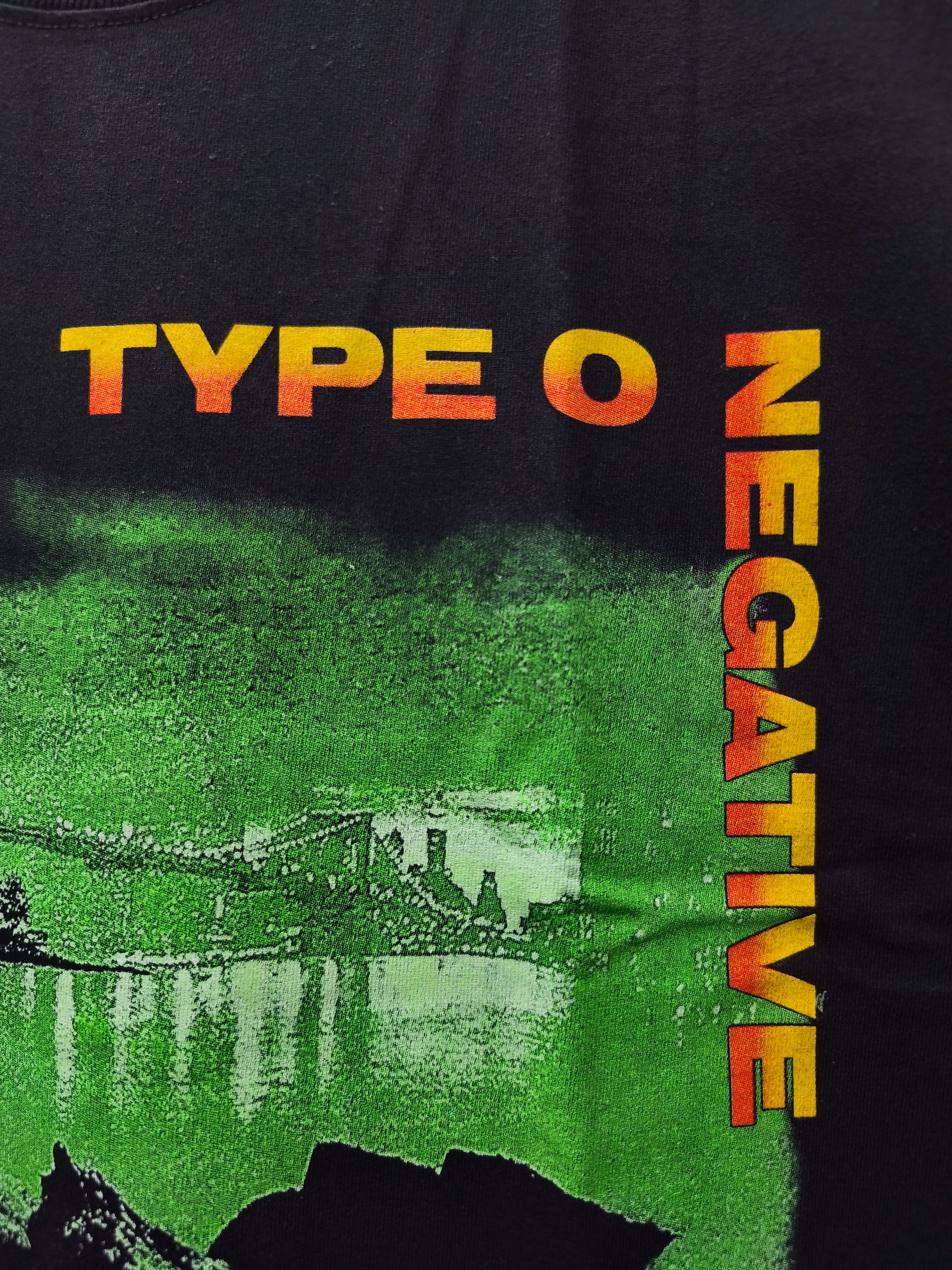 Band Tees Type O Negative Only The Dead Know Brooklyn T-shirt Size US XL / EU 56 / 4 - 4 Thumbnail