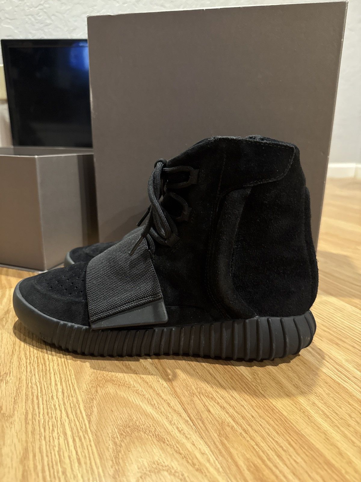 Adidas × Kanye West × Yeezy adidas Yeezy Boost 750 Size US 9 / EU 42 - 9 Thumbnail