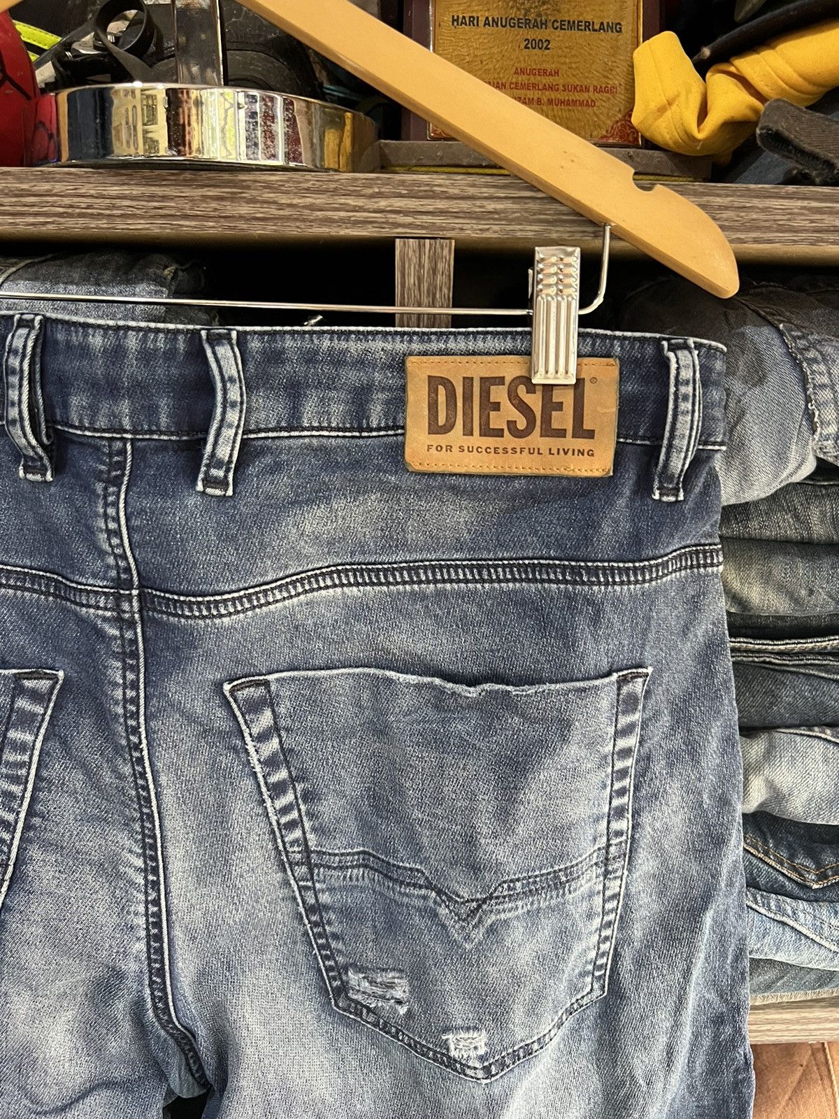 Diesel 🔥Vintage Diesel Stretchable Distressed Denim Sweatpants Size US 36 / EU 52 - 13 Thumbnail