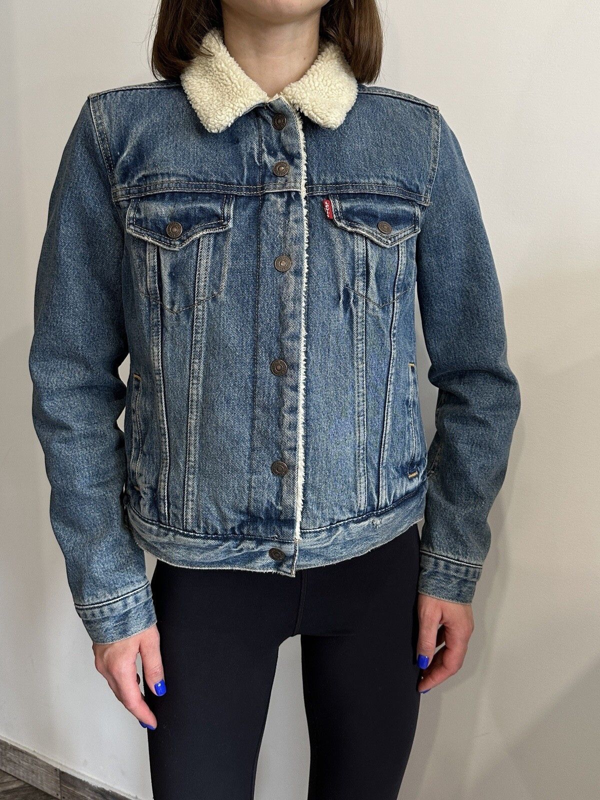 Levi's Levis Womens Denim Sherpa Lined Trucker Jacket Women's Sz S Size S / US 4 / IT 40 - 2 Thumbnail