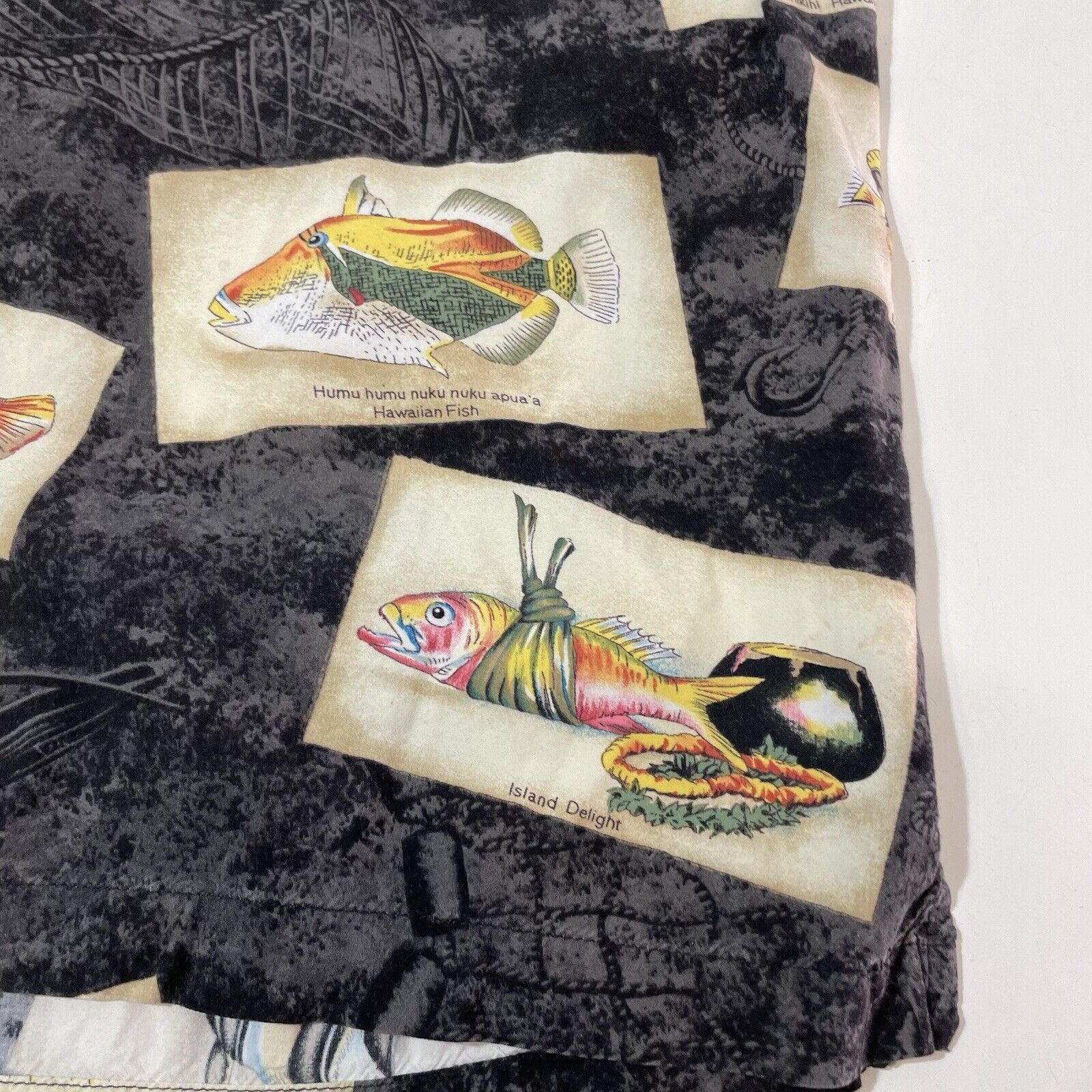 Quicksilver VTG USA Quiksilver QS Shirt Hawaiian Fish Print Shirt Rayon Size US M / EU 48-50 / 2 - 6 Thumbnail