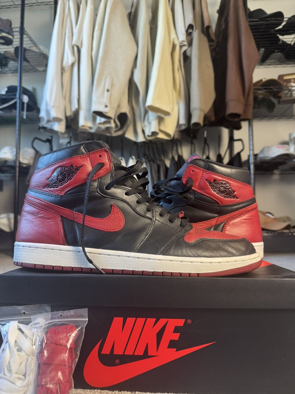 Jordan Brand Jordan Retro 1 Banned (2016) Size US 15 / EU 48 - 1 Thumbnail