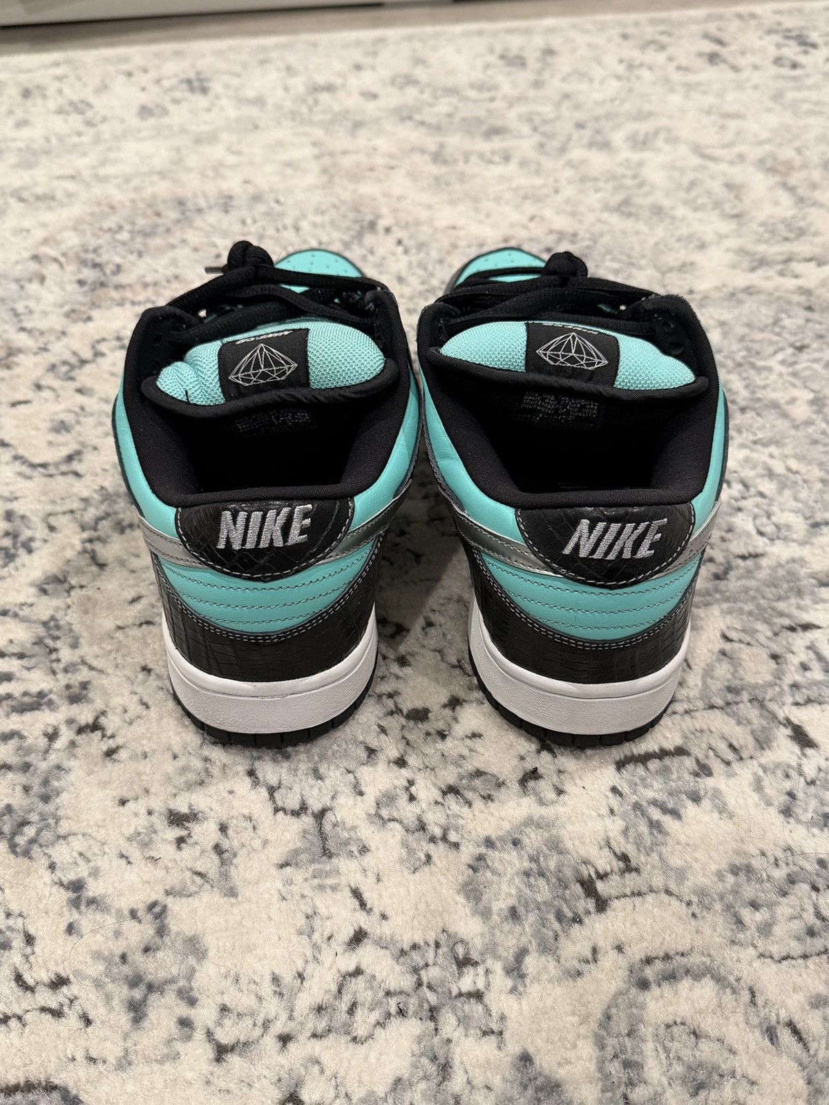 Nike × Tiffany & Co. Nike SB Dunk Low Diamond Supply Co. “Tiffany” 2005 Size 11 Size US 11 / EU 44 - 2 Thumbnail