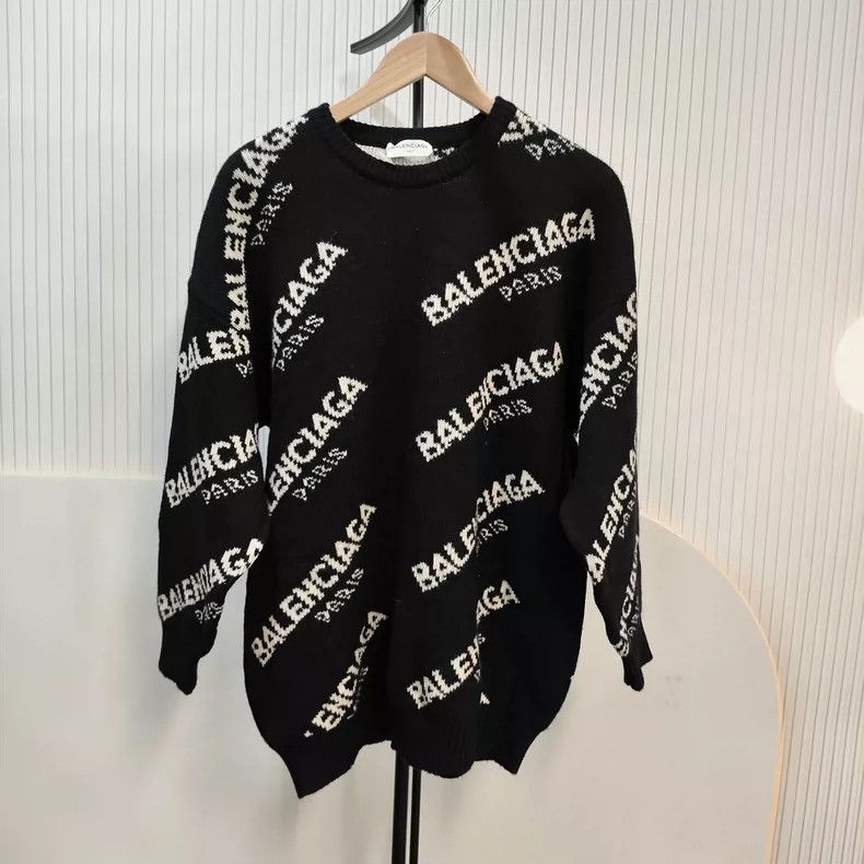 Balenciaga Balenciaga size 38 Black sweater with monogrammed logo Size US S / EU 44-46 / 1 - 1 Thumbnail