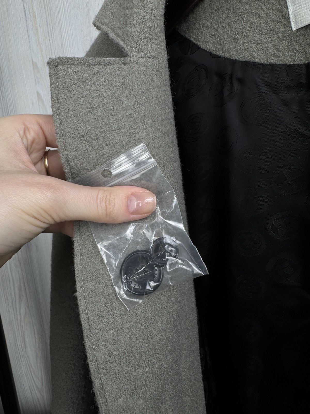 CLOSED Closed Pure Pori Italian Fabric Wool grey coat size M Size M / US 6-8 / IT 42-44 - 12 Thumbnail