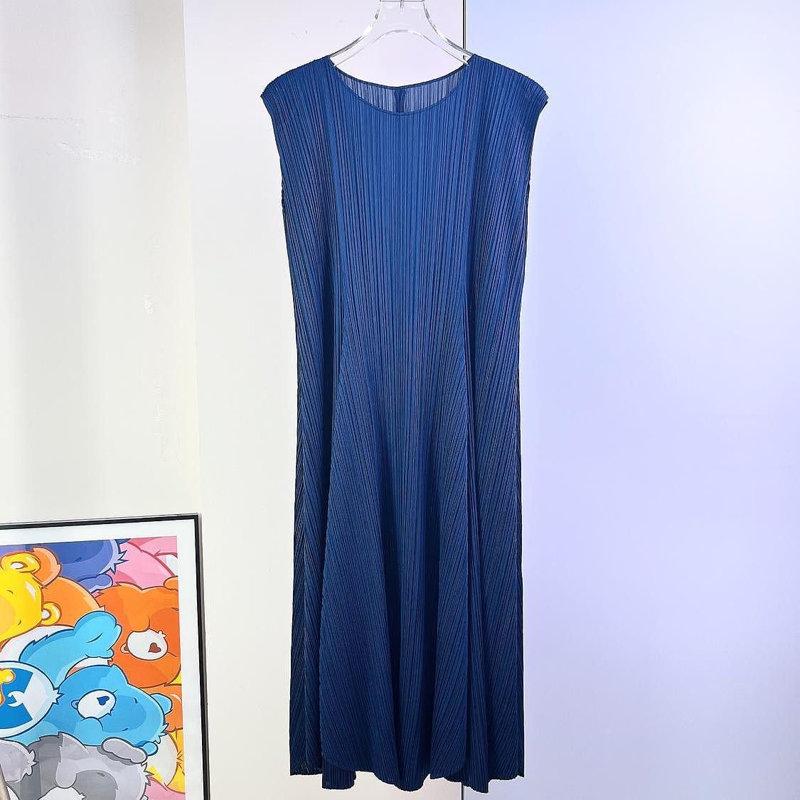 Pleats Please Issey Miyake Pleats Please Issey Miyake Pleated Midi Dress Size 3 Size L / US 10 / IT 46 - 1 Thumbnail