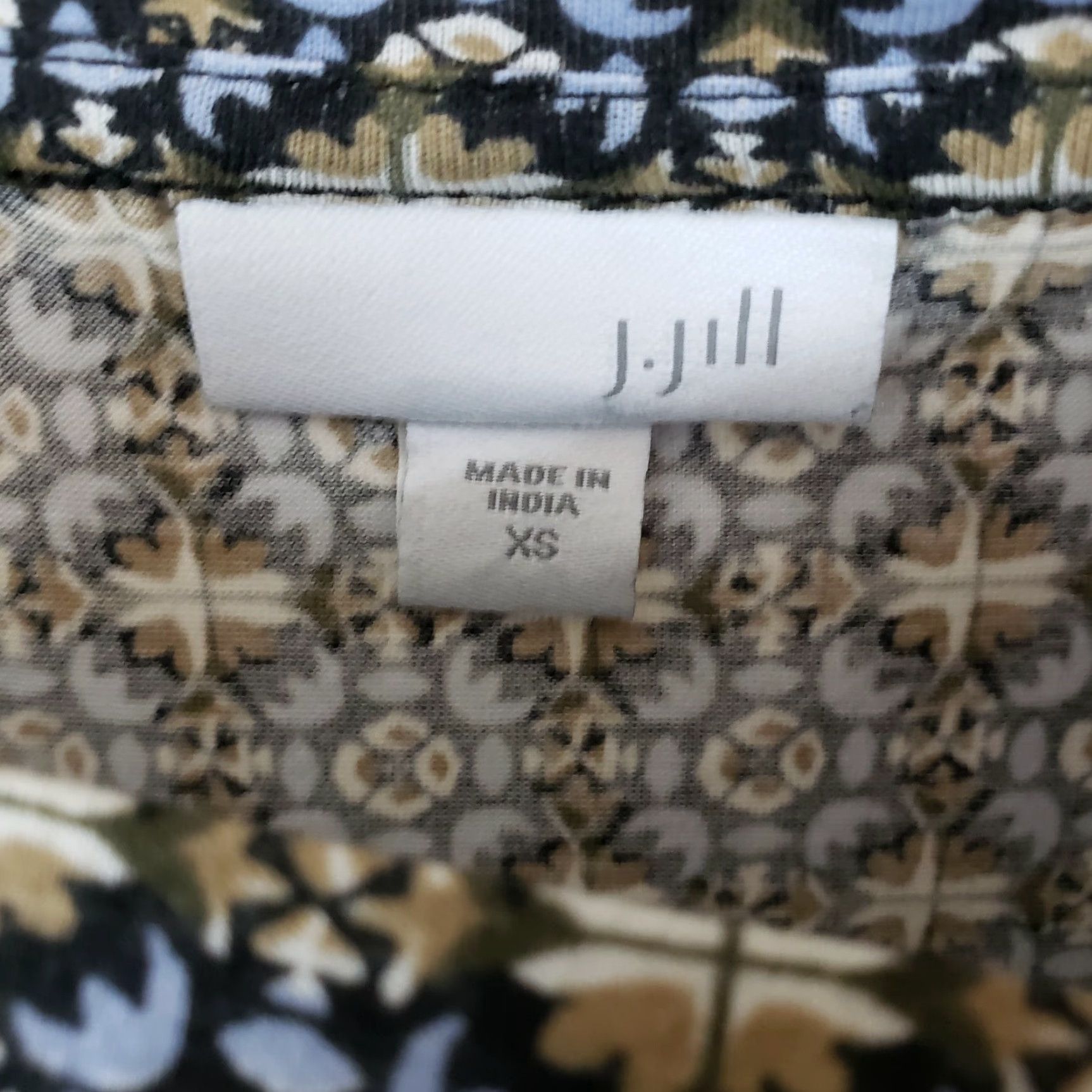 J Jill Womens Blouse XS Floral Printed Top Blue Tan Pima Cotton Half Sleeves 95% Pima Cotton 5% Spandex Mens Womens Girls Boys