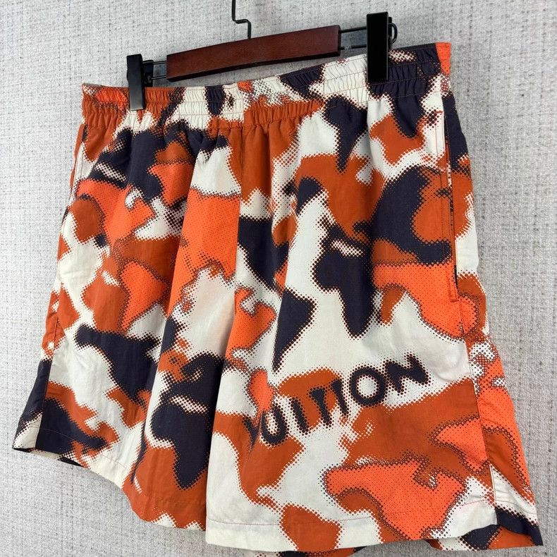 Louis Vuitton Louis Vuitton size l Monogrammed camo print straight-leg ca Size US 28 / EU 44 - 2 Thumbnail