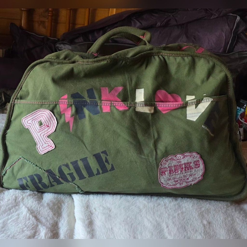 Victoria's Secret ☆RARE☆ PINK Olive Green and Pink Graphic Weekend Duffel Size ONE SIZE - 1 Thumbnail