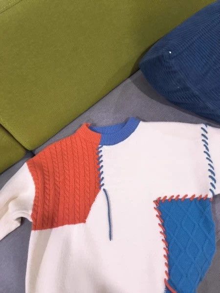 Japanese Brand Orenge White Turtleneck Patchwork Pullovers Sweatshirt Size US M / EU 48-50 / 2 - 7 Thumbnail