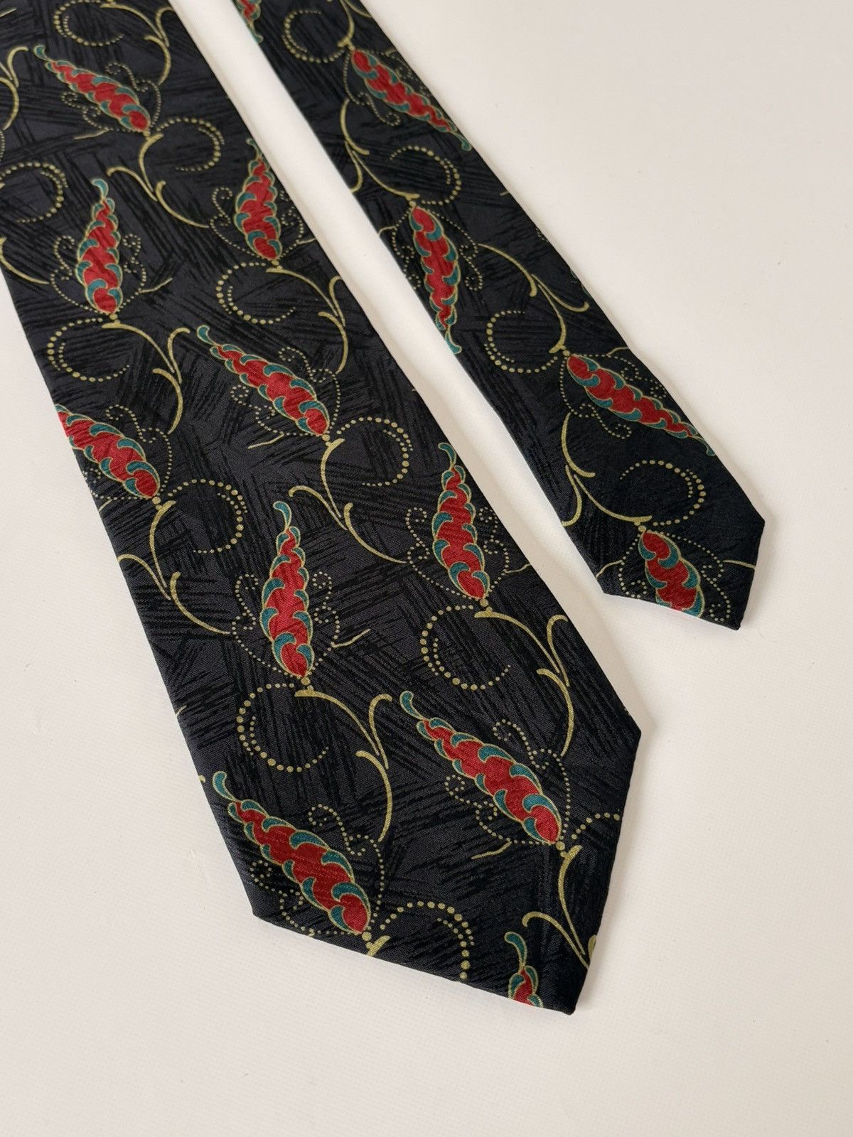 Giorgio Armani GEORGIO ARMANI CRAVATTE VINTAGE SILK RED AND BLACK TIE ITALY Size ONE SIZE - 3 Thumbnail