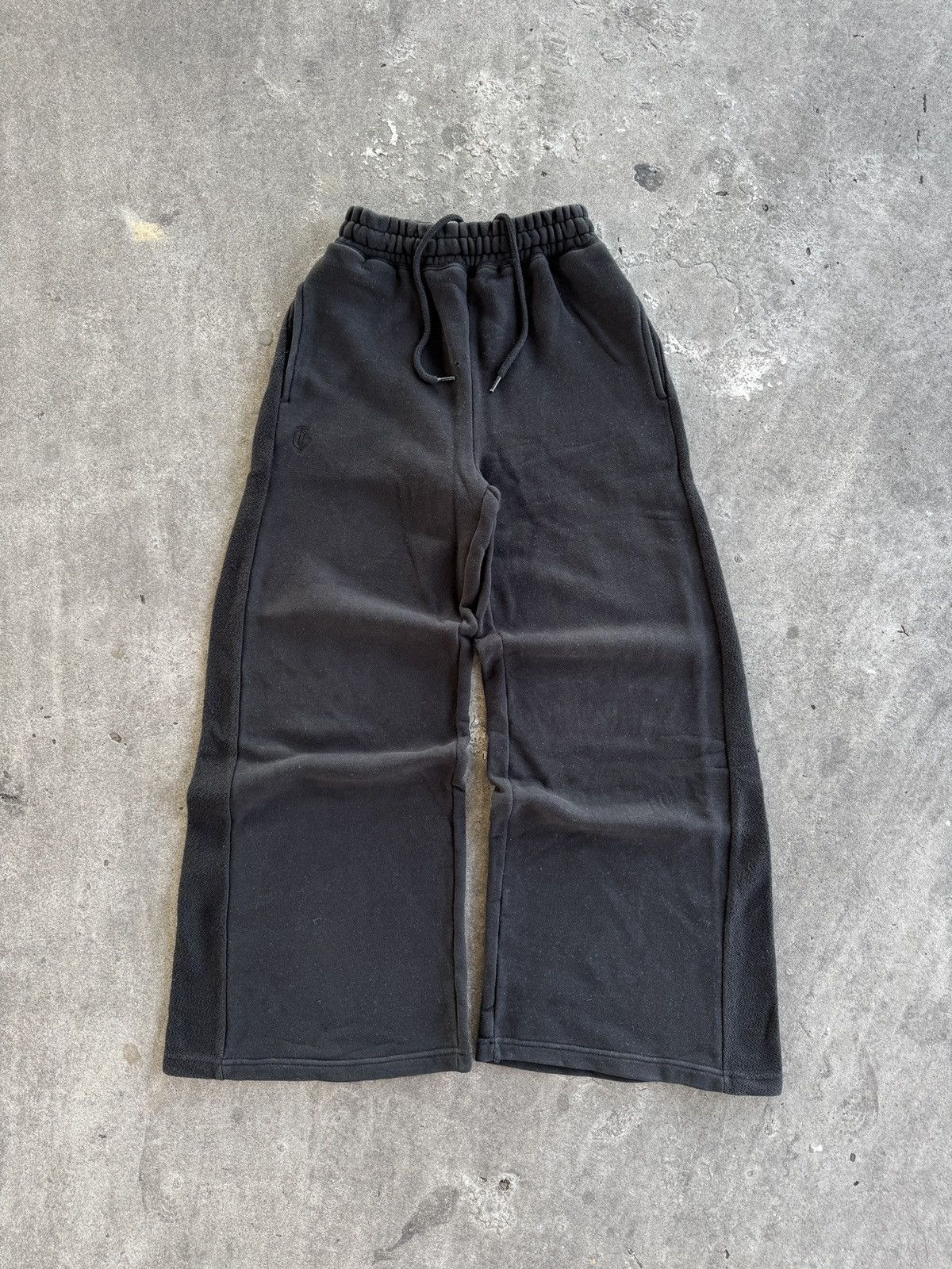 Japanese Brand Top Girl Black Wide Baggy Sweatpants Size US 28 / EU 44 - 2 Thumbnail