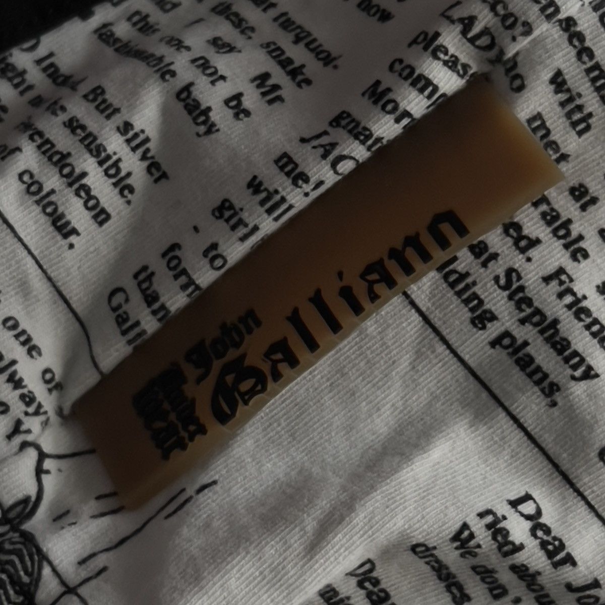 John Galliano 00’s John Galliano Newspaper Print Hood Long Sleeve Archive Size US L / EU 52-54 / 3 - 4 Thumbnail