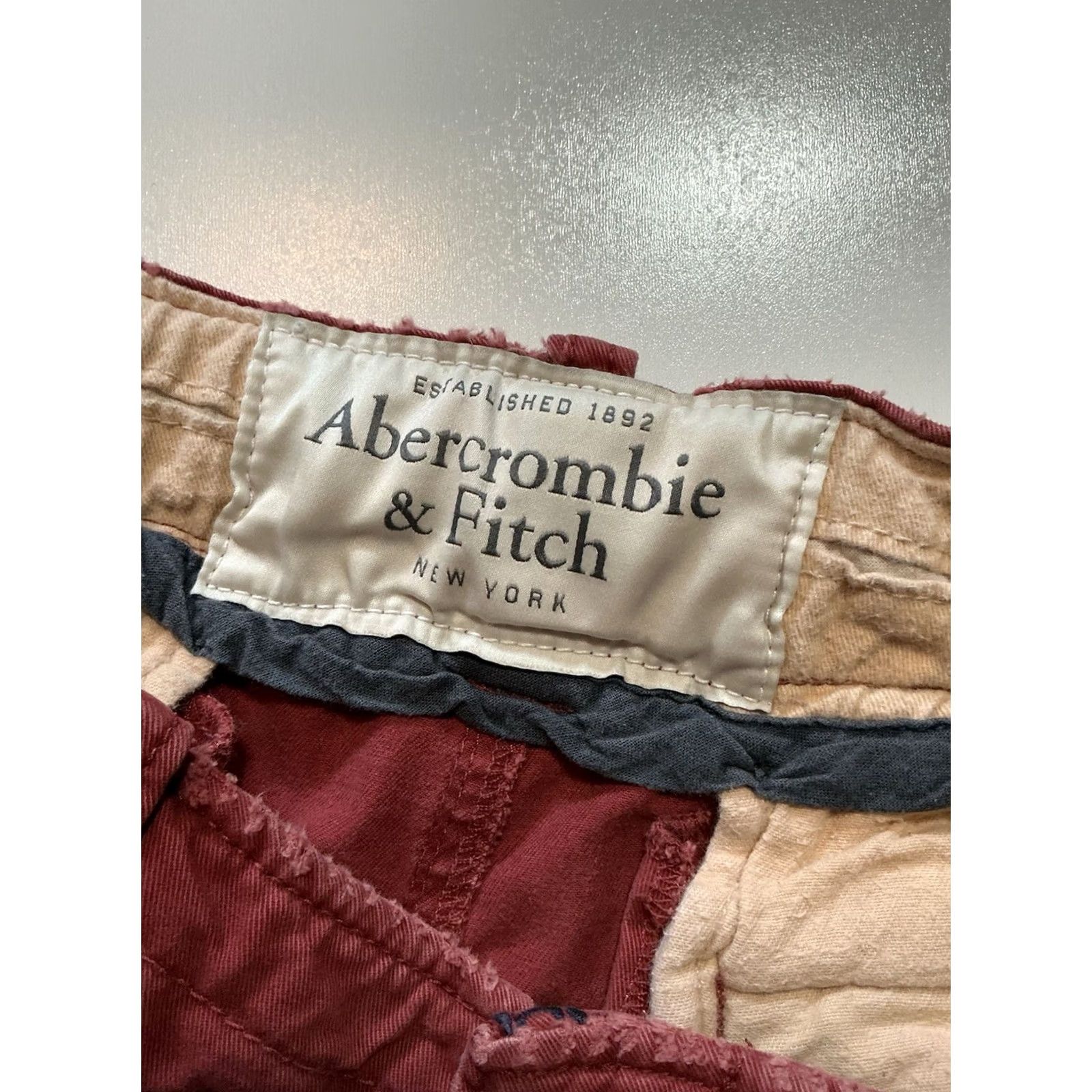 Abercrombie & Fitch VINTAGE Abercrombie & Fitch Cargo Utility Shorts Moose Embroidered Red 30 Mens Y2K Size US 30 / EU 46 - 5 Thumbnail