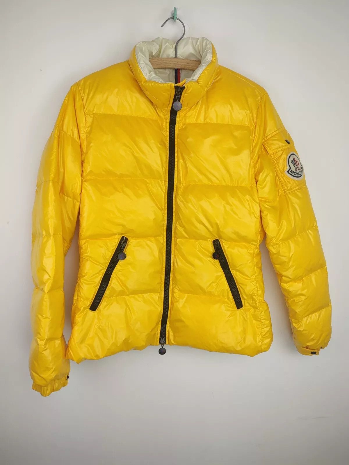 Moncler Moncler Badia Womens puffer jacket Size ONE SIZE - 16 Thumbnail
