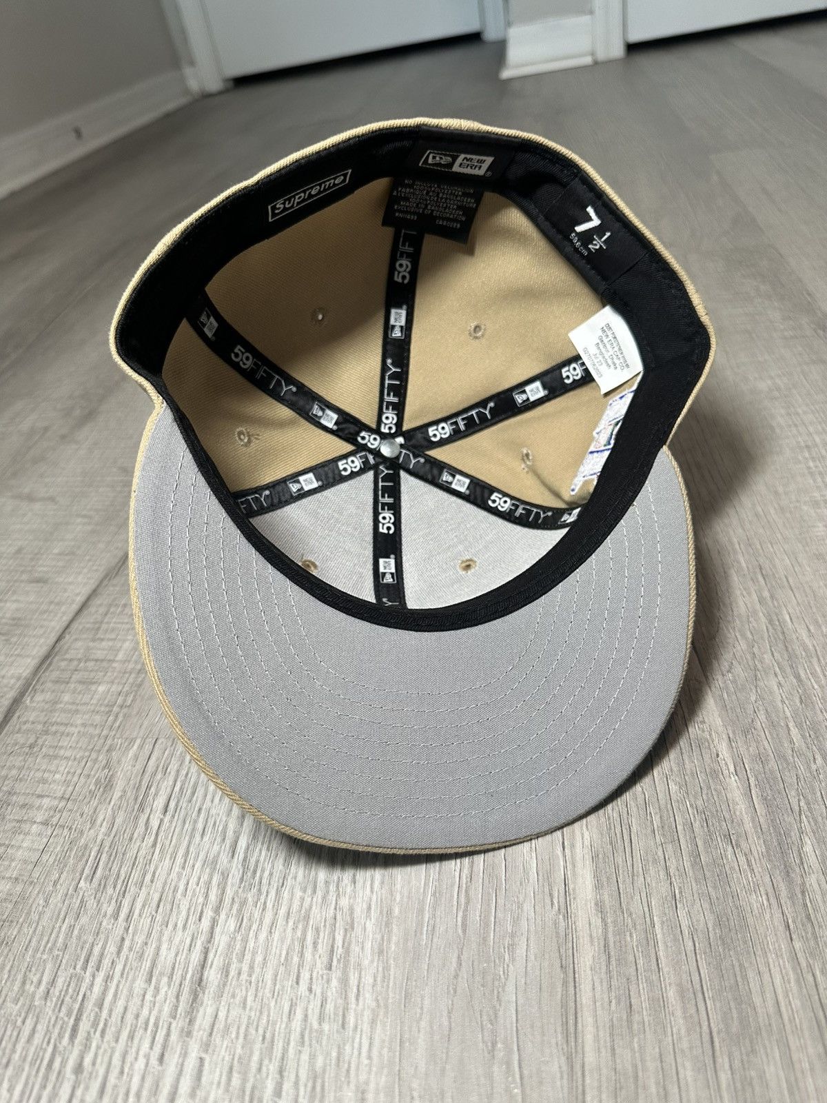 New Era × Supreme Supreme New Era Hebrew Fitted Size ONE SIZE - 5 Thumbnail