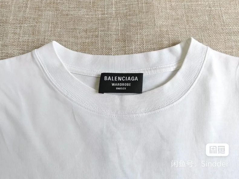 Balenciaga Balenciaga Short - sleeved t - shirt Size US XS / EU 42 / 0 - 3 Thumbnail