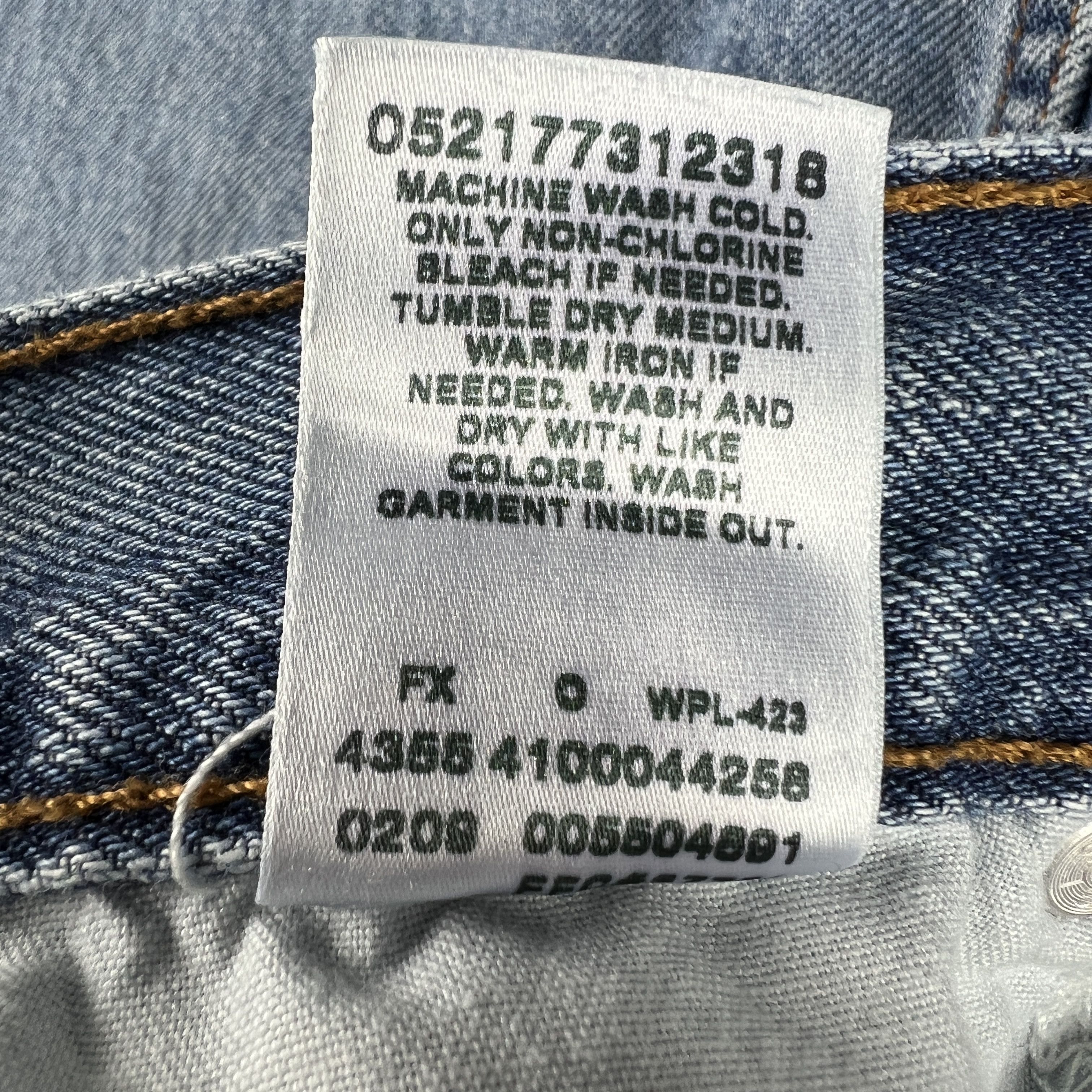 Levi's Y2K Levi's Jeans 550 Relaxed Fit Blue Faded Cotton Denim Size US 33 - 10 Thumbnail