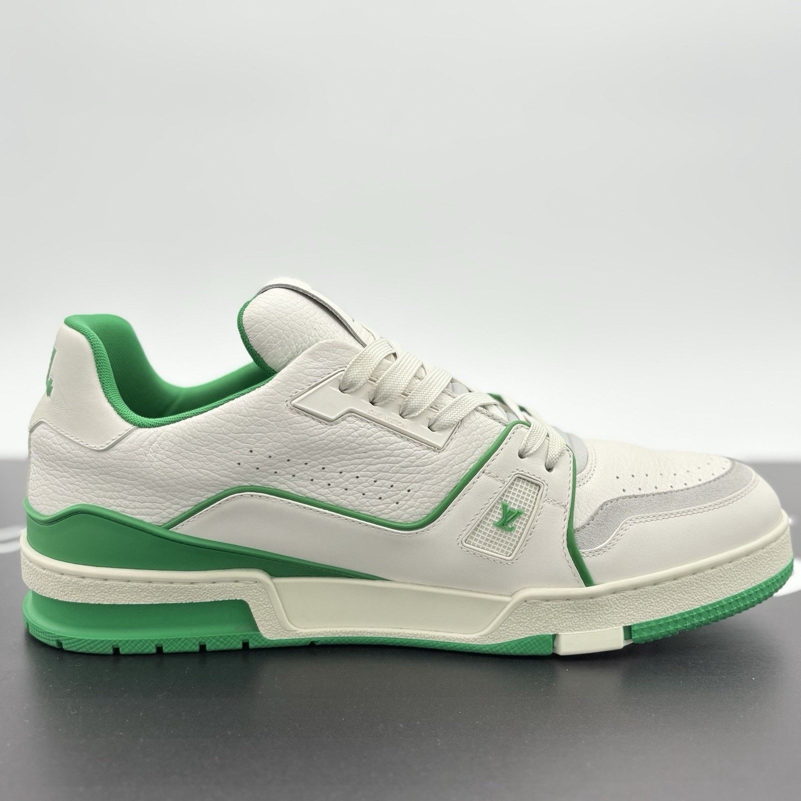 Louis Vuitton Louis Vuitton Trainer ' White Green ' | GREAT CONDITION! Size US 12.5 / EU 45-46 - 10 Thumbnail
