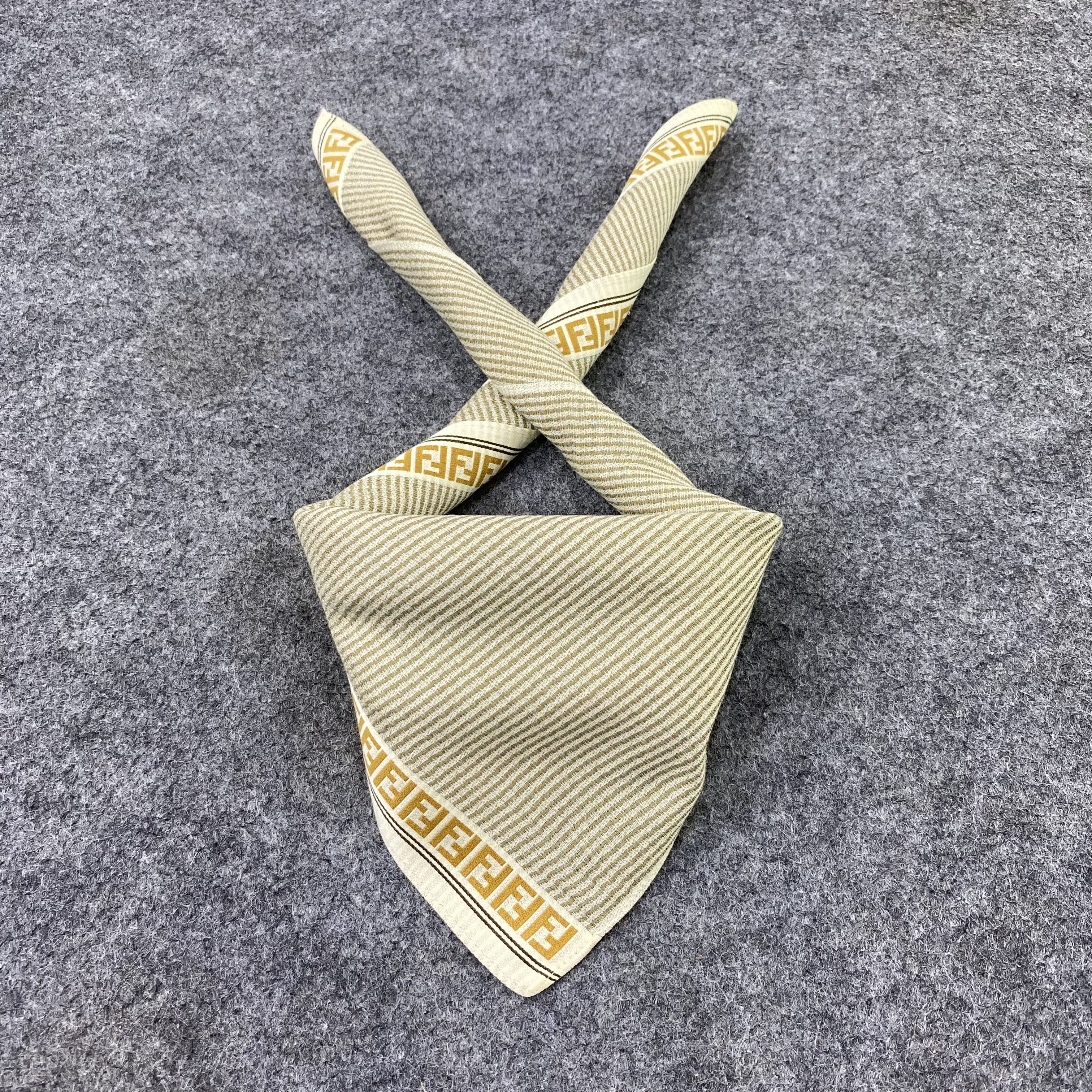 Fendi Fendi Handkerchief Neckerchief Bandana-B1789 Size ONE SIZE - 2 Thumbnail