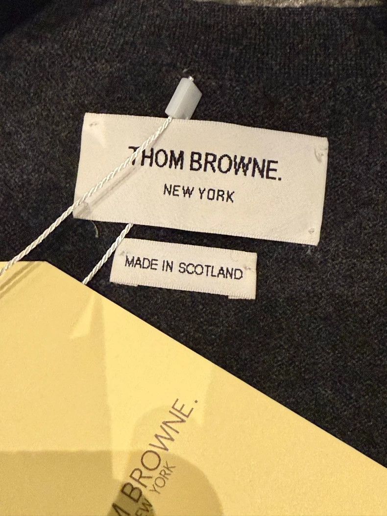 Thom Browne Thom Browne Cashmere cardigan Size S / US 4 / IT 40 - 4 Thumbnail