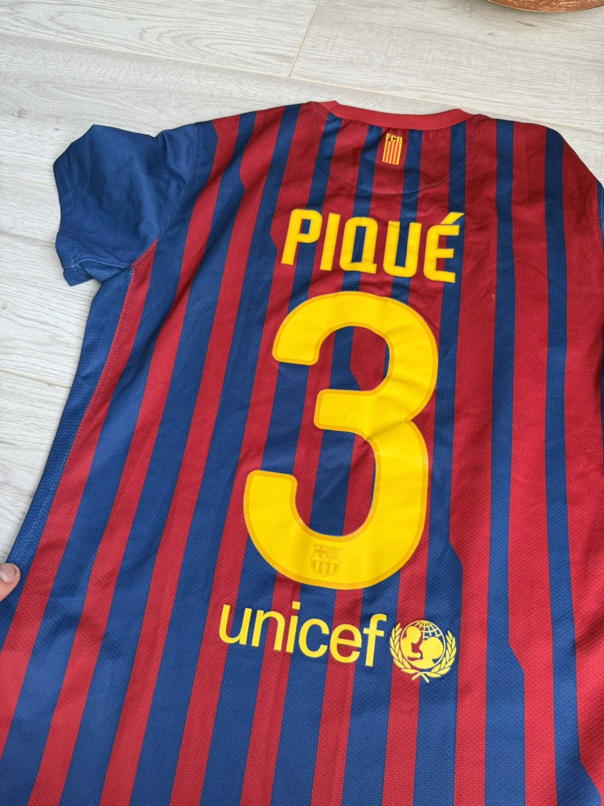 Nike Vintage Barcelona soccer jersey #3 PIQUE 2011 kit shirt Nike Size US M / EU 48-50 / 2 - 4 Thumbnail