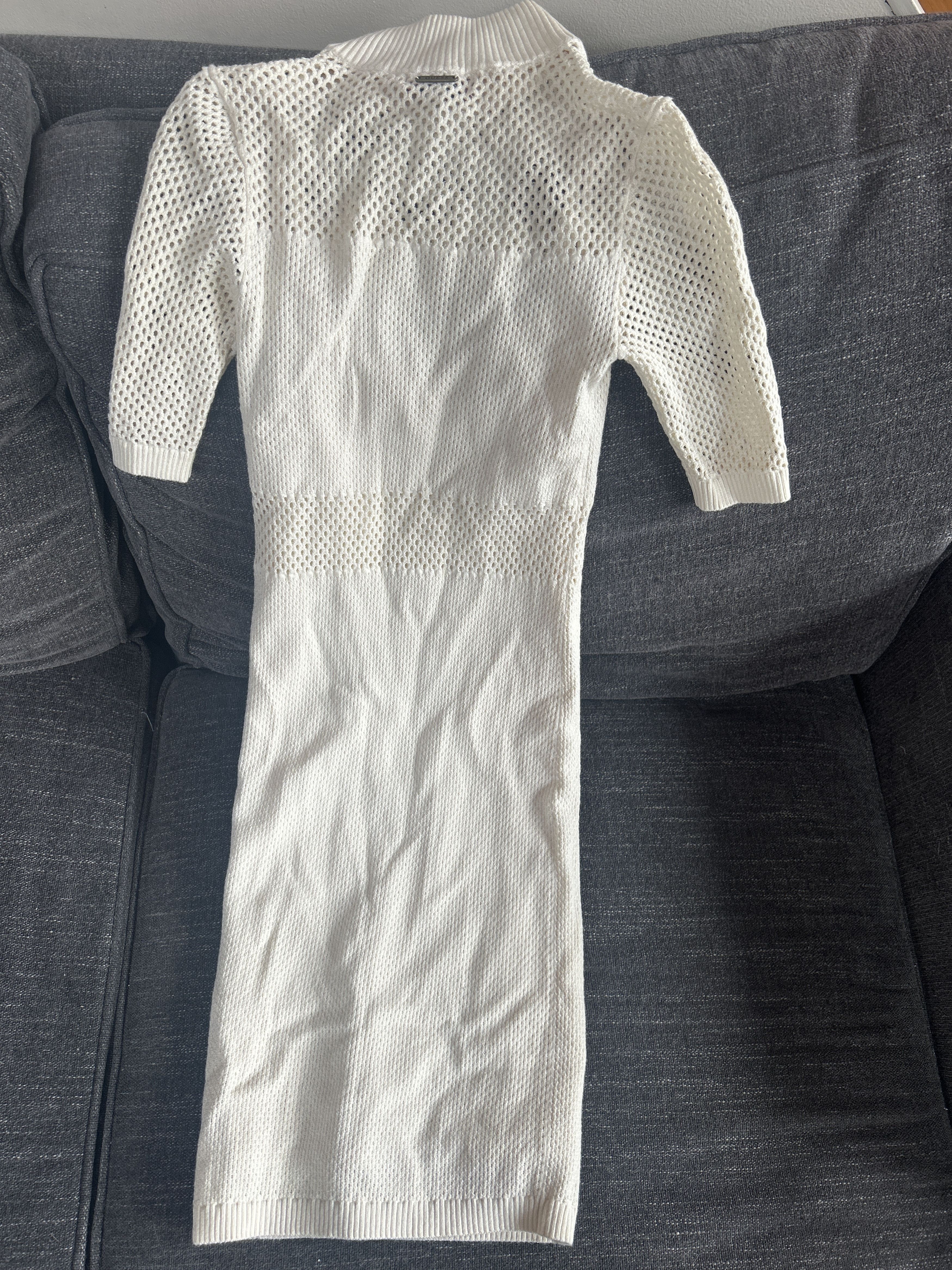Guess Guess Knit Mock Neck Sweater Dress – Fitted – Short Sleeve Size XS / US 0-2 / IT 36-38 - 2 Thumbnail