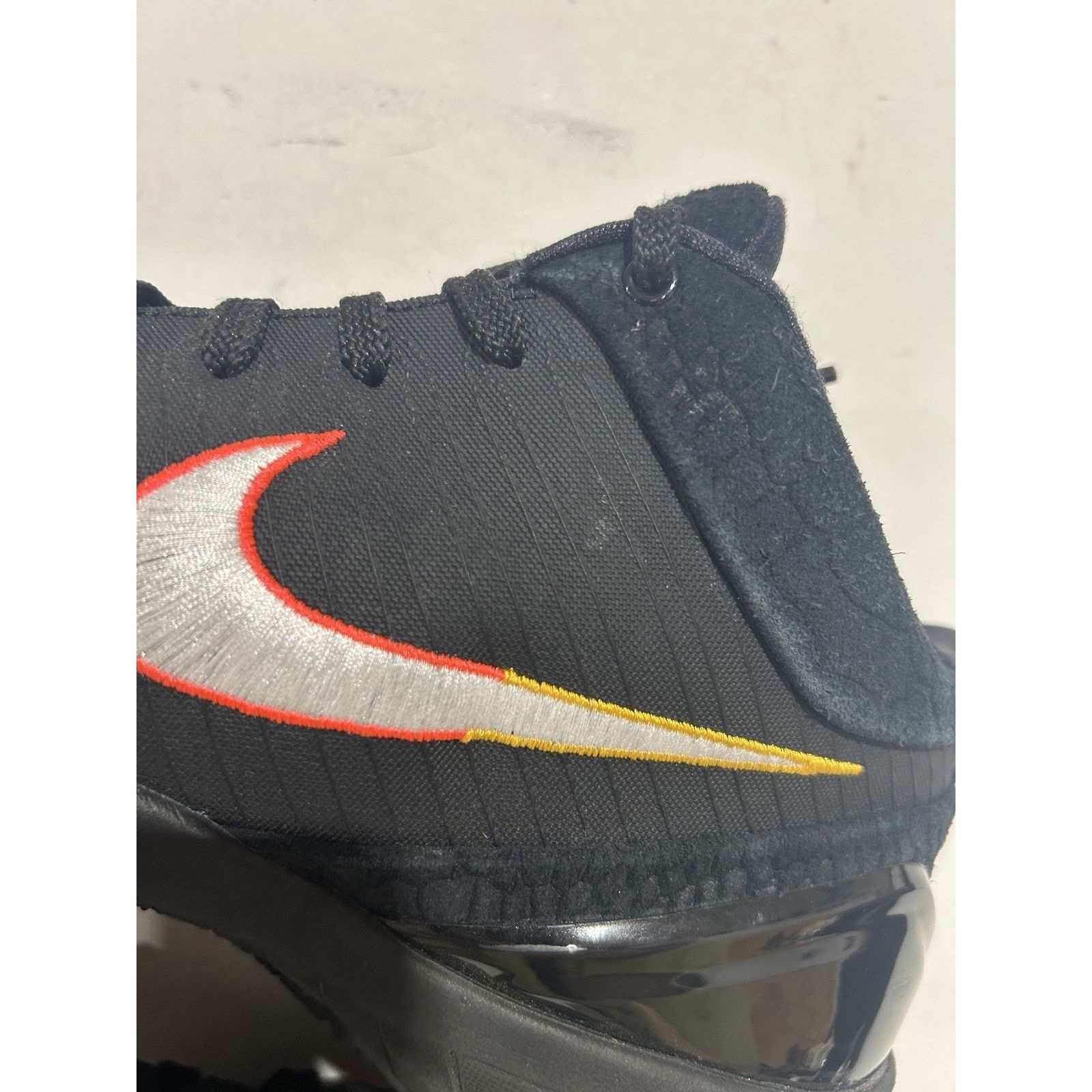 Nike NIKE KOBE 4 PJ TUCKER PLAYER EXCLUSIVE SIZE 14 PREOWNED Size US 14 / EU 47 - 3 Thumbnail