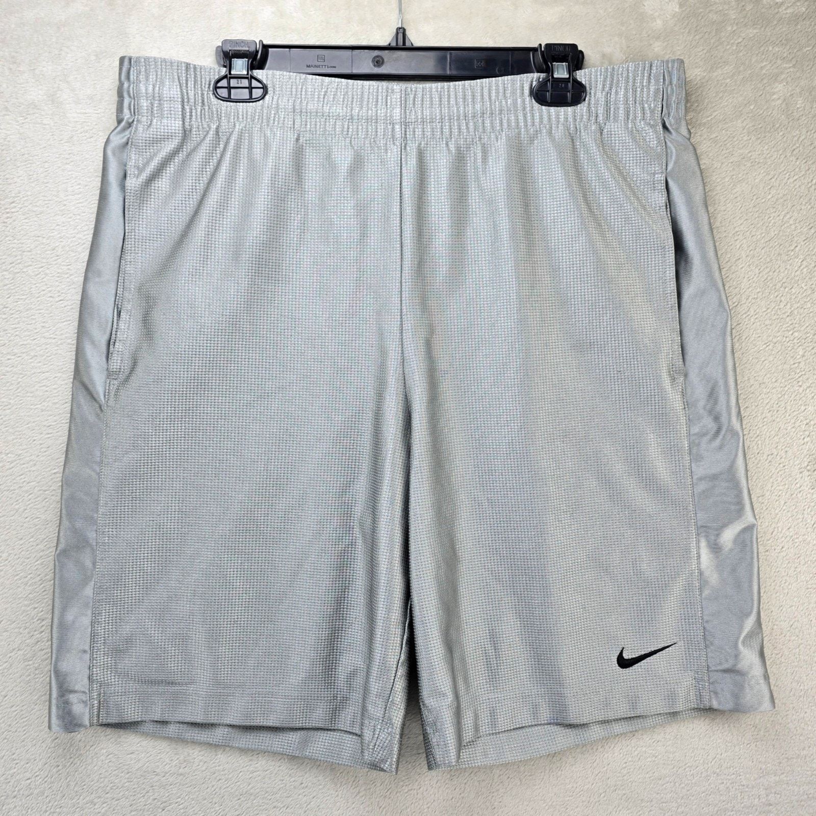 Nike Vintage Nike Basketball Shorts Medium Shiny Dazzle Silky Y2K Size US 36 / EU 52 - 1 Thumbnail