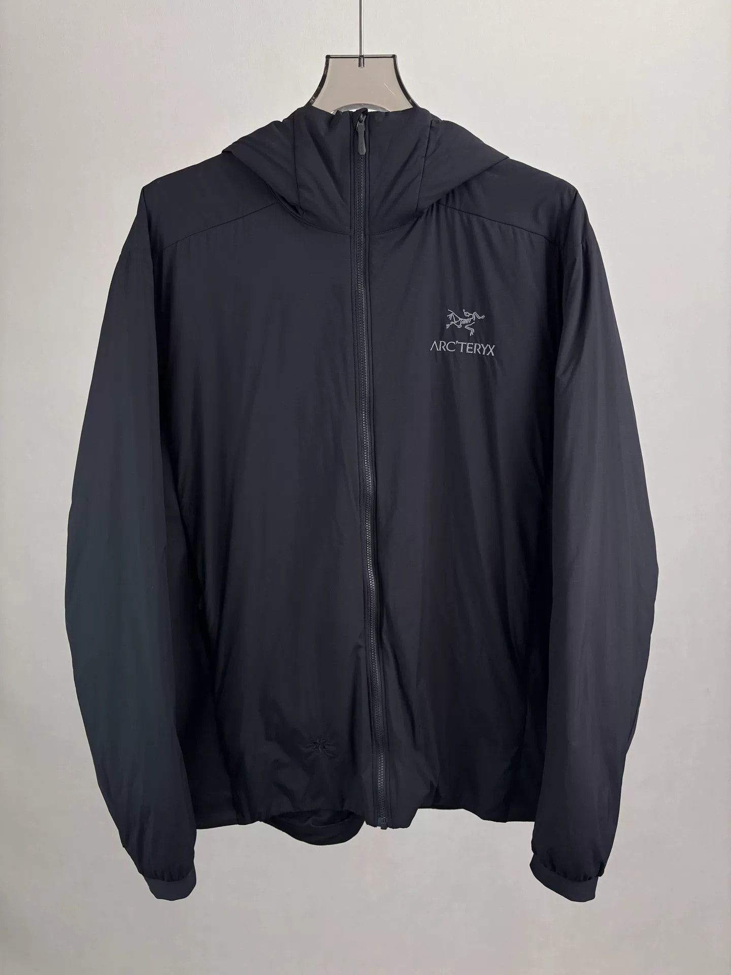 Arc'teryx Arcteryx Atom Hoody Cotton Jacket Size US L / EU 52-54 / 3 - 1 Thumbnail