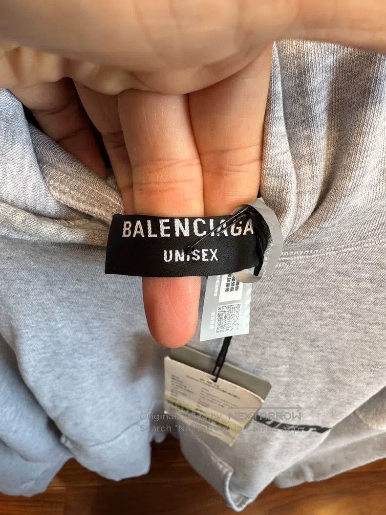 Balenciaga Balenciaga Sweatshirt Size US S / EU 44-46 / 1 - 5 Thumbnail