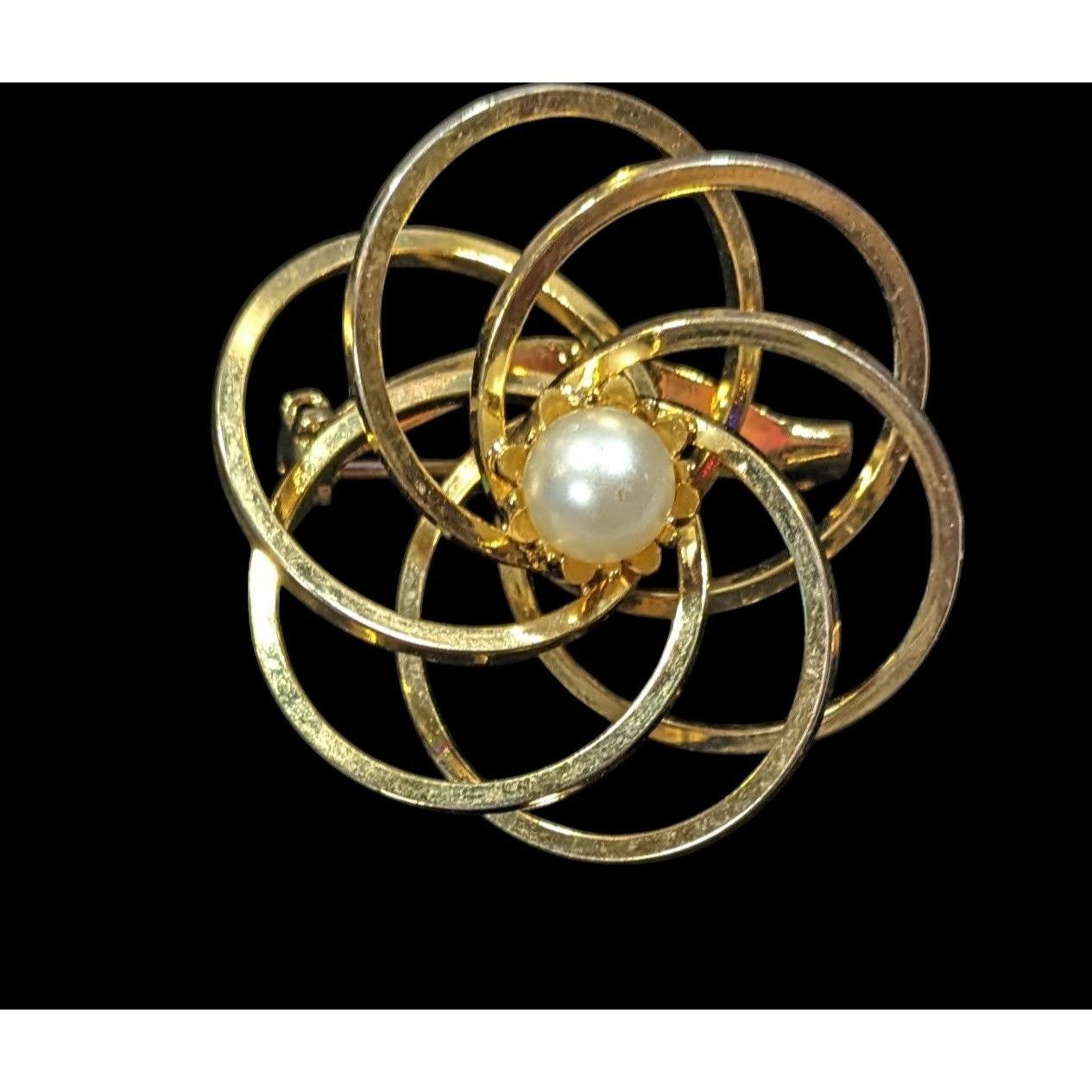Other Vintage Atomic Swirl Floral Brooch With Faux Pearl Accent Size ONE SIZE - 1 Thumbnail