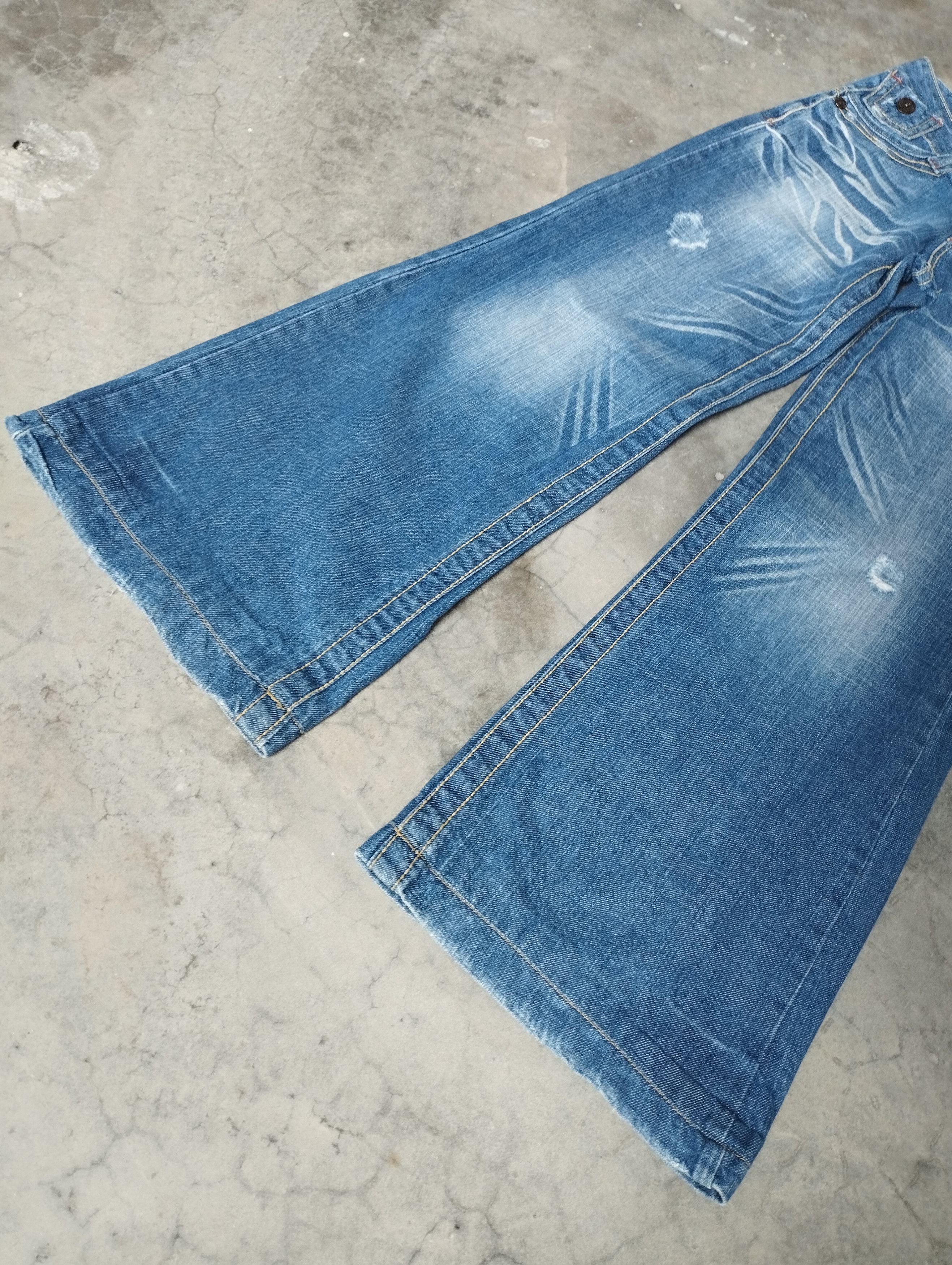 Tornado Mart Super Flare Jeans Japan Redpepper Bellbottom Bootcut Jeans Size US 27 - 3 Thumbnail