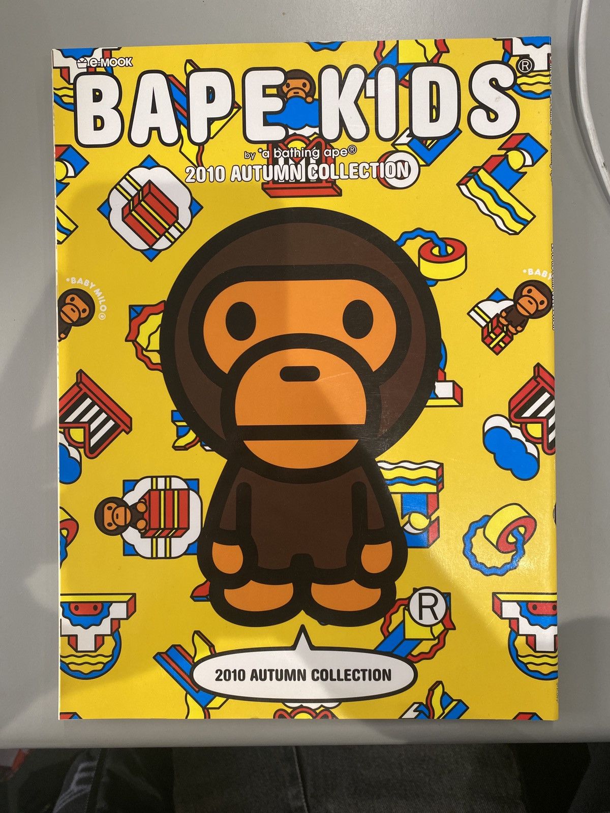 Bape Bape Kids by A bathing Ape Magazine A/W 2010 Size ONE SIZE - 1 Thumbnail
