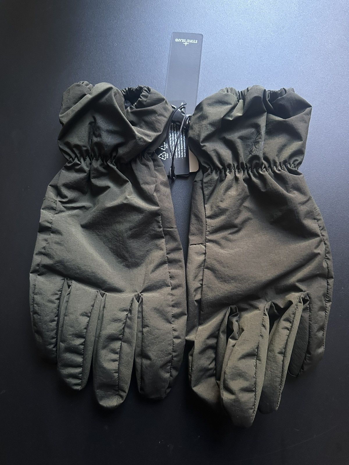 Stone Island Nylon Metal Gloves Size ONE SIZE - 1 Thumbnail