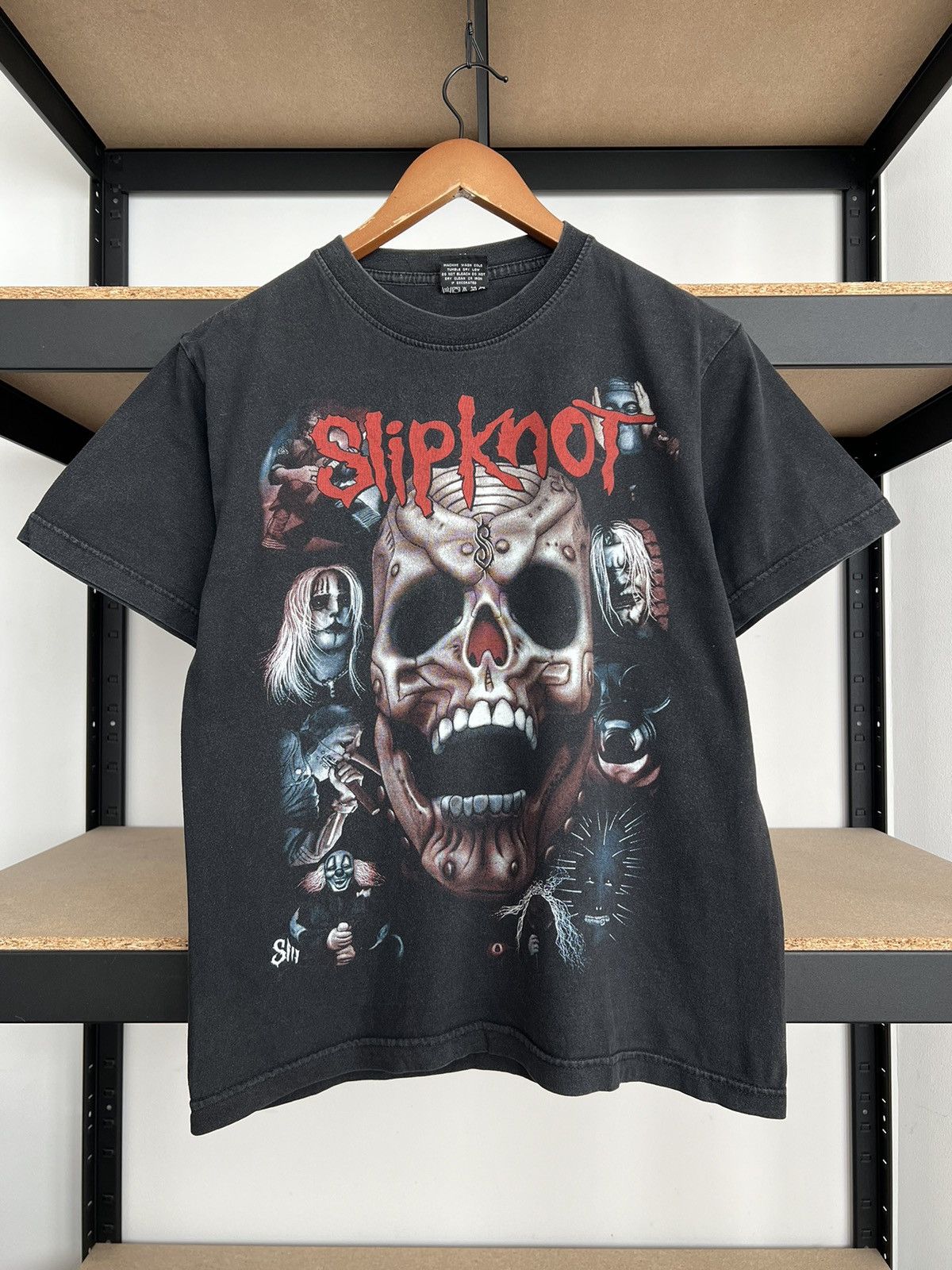 Band Tees Vintage 90s Slipknot Skull Rock Band Black T-shirt Size US M / EU 48-50 / 2 - 1 Thumbnail