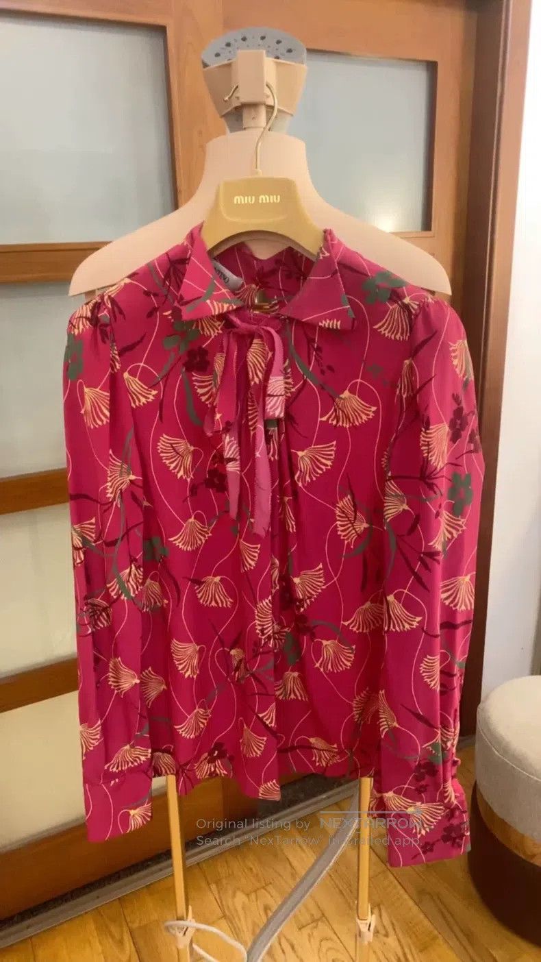 Valentino Valentino Silk shirt Size S / US 4 / IT 40 - 1 Thumbnail