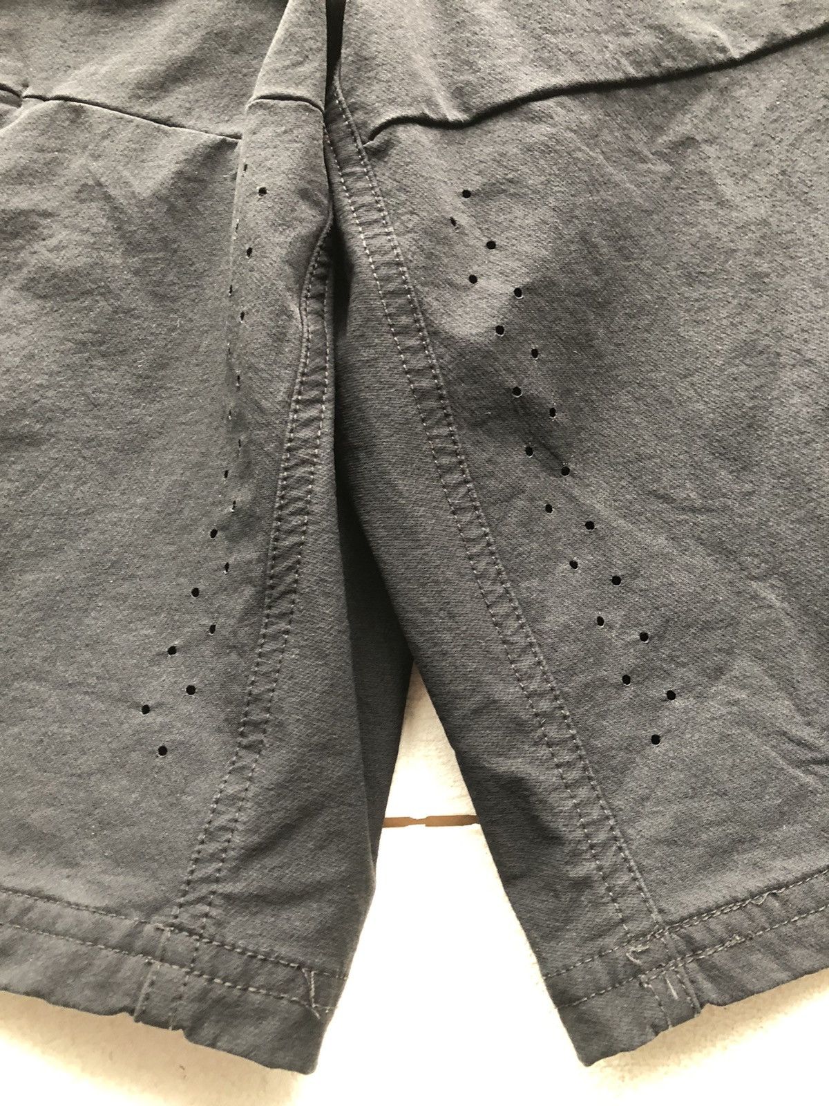 Oakley × Vintage Vintage 2000’s Oakley Software Cargo Tactical Shorts M-L Size US 34 / EU 50 - 4 Thumbnail