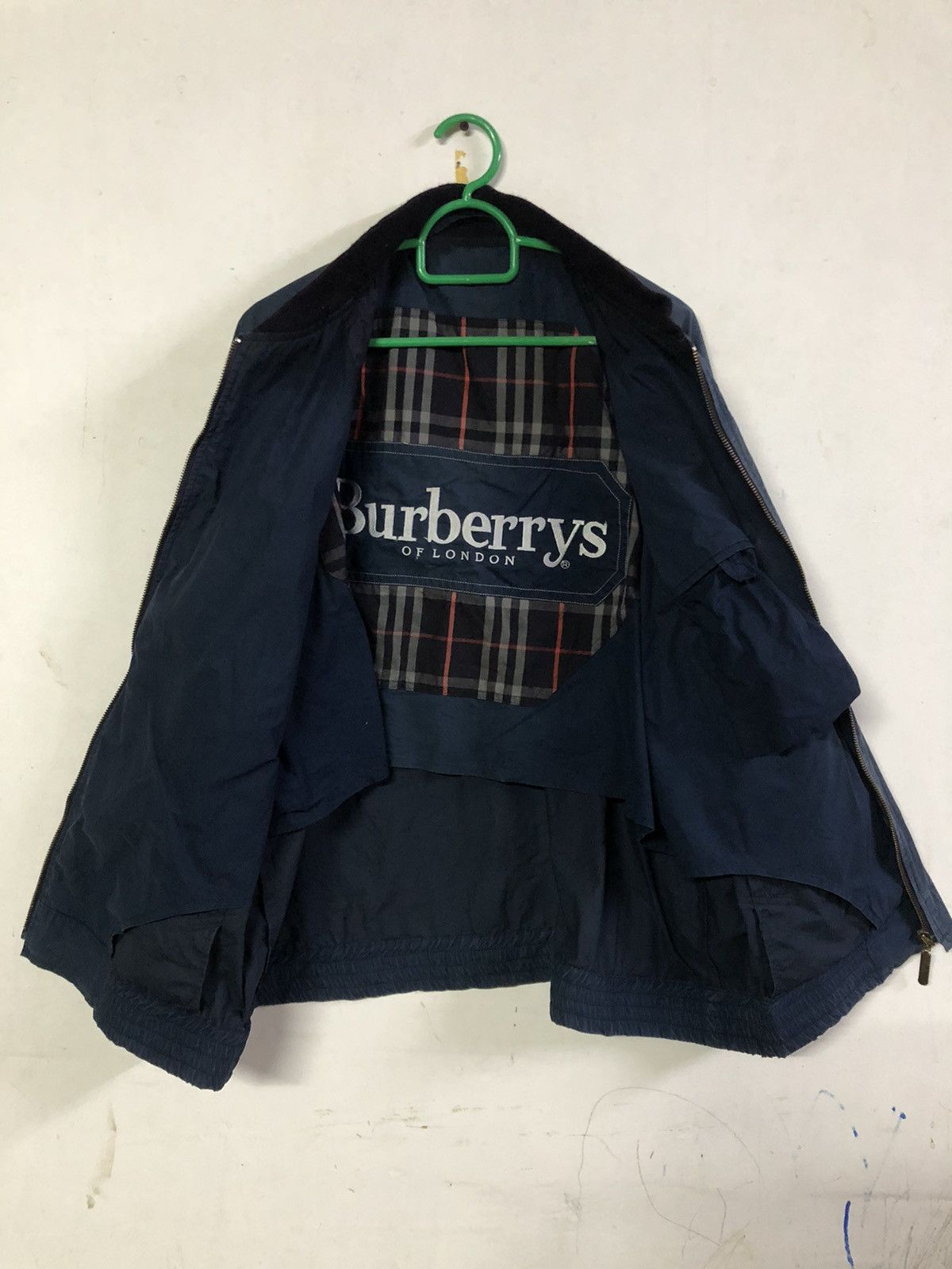 Burberry Vintage 80’s Burberrys Light Jacket Nova Check Zipper Size US L / EU 52-54 / 3 - 7 Thumbnail