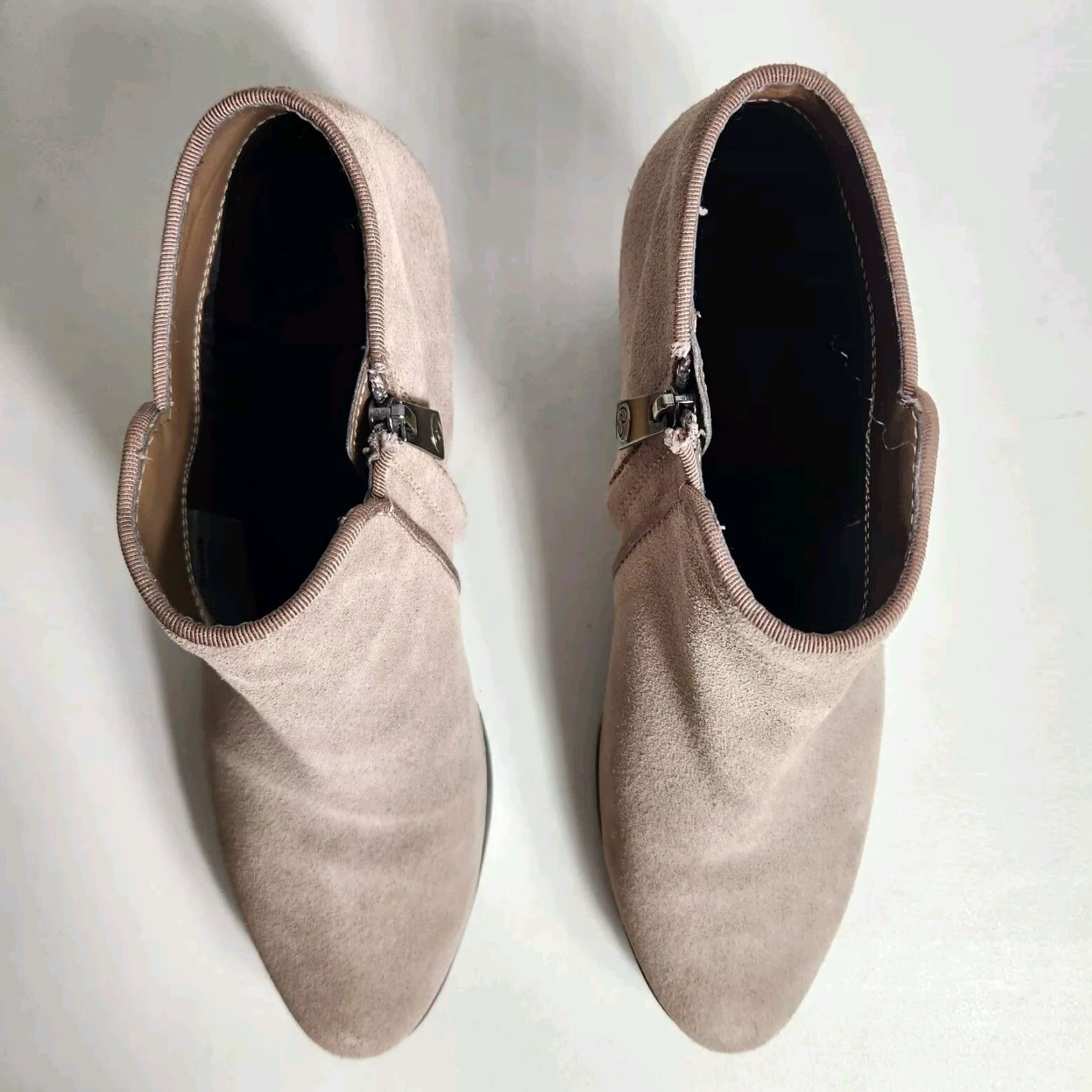 Blondo Blondo Villa Waterproof Suede Ankle Bootie Mushroom-Size 8 Womens Bootie, Beige, Almond Toe, Block Heel, Side Zip, City, Bohemian, 2-2.9 in Size US 8 / IT 38 - 3 Thumbnail