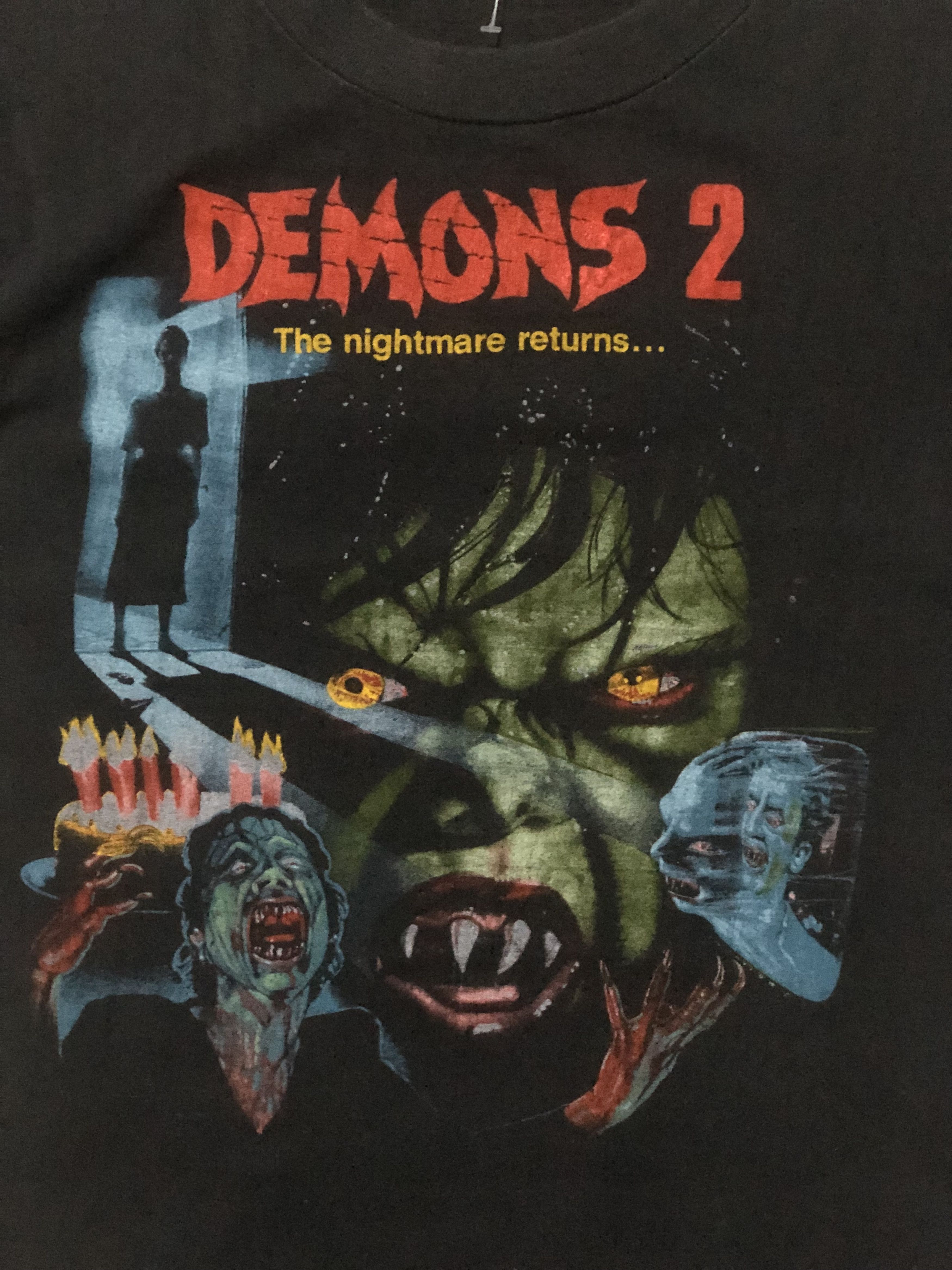 Expert Horror Vintage 80s DEMONS 2 Rare Horror Movie Tee Size US M / EU 48-50 / 2 - 3 Thumbnail