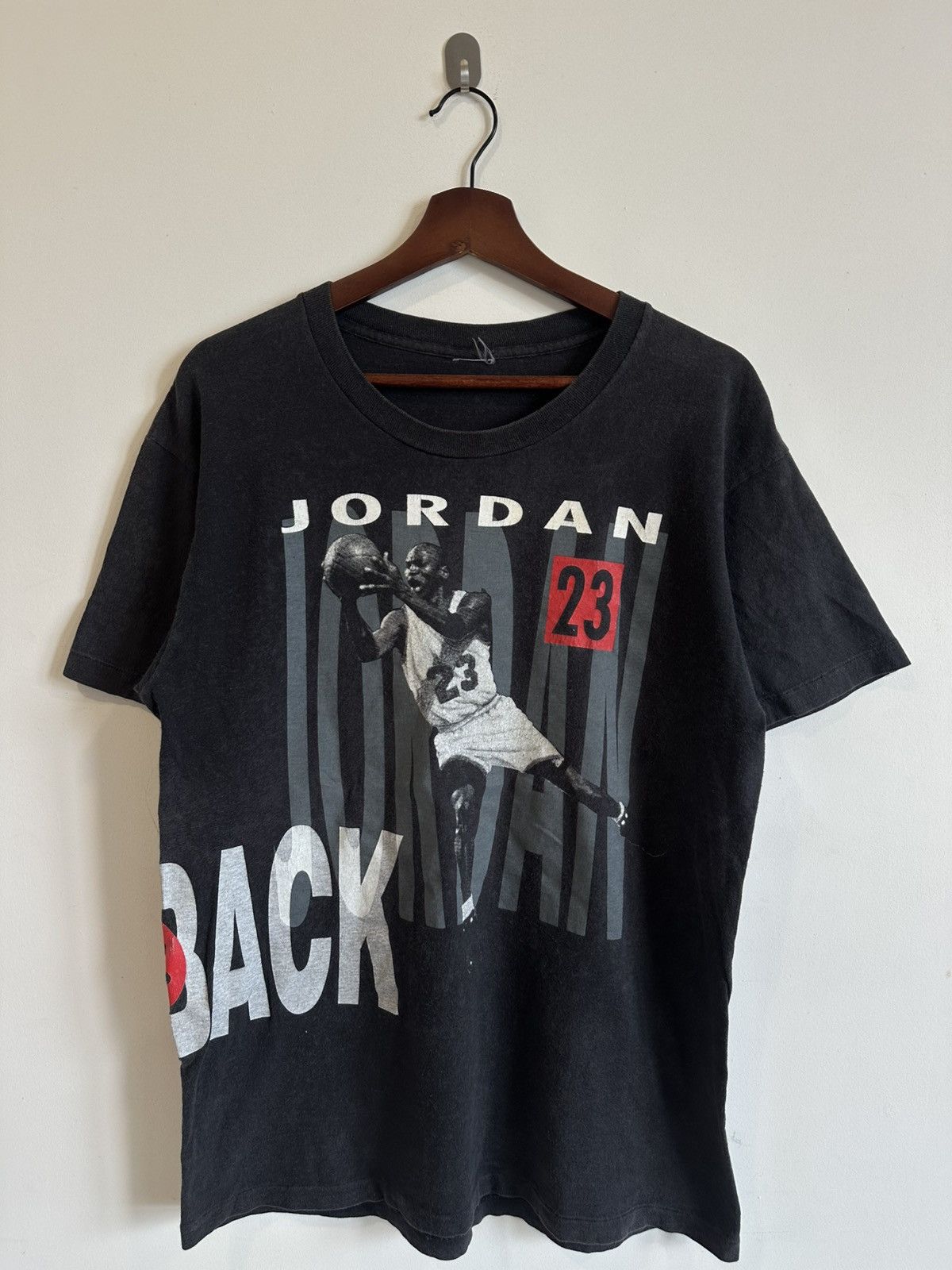 Jordan Brand × Nike × Vintage Vintage 90s Jordan x Pippen Nike Tee Size US L / EU 52-54 / 3 - 1 Thumbnail