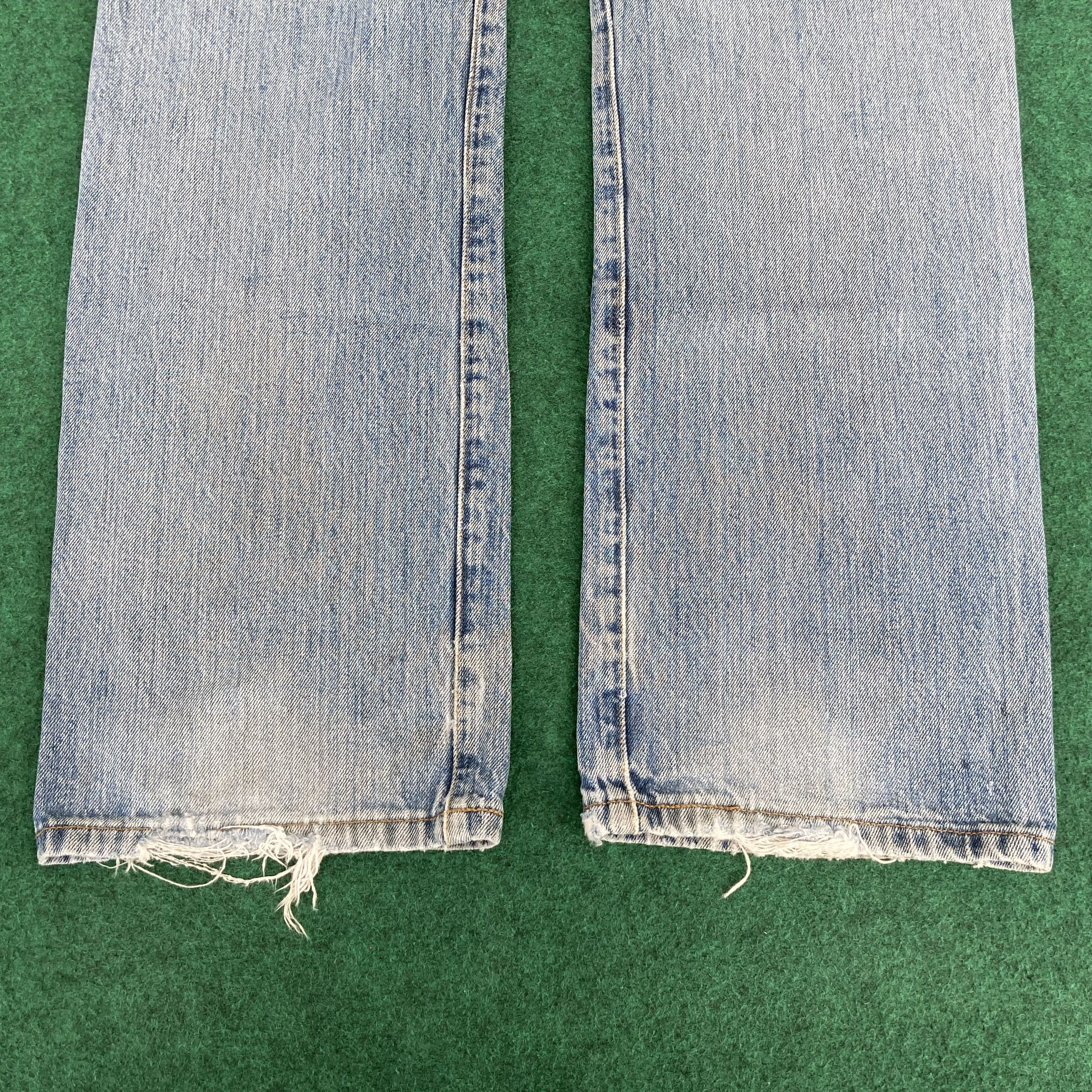 Levi's × Vintage Vtg Levis 501 Ripped Stains Button Fly Blue Denim Jeans Size US 34 / EU 50 - 13 Thumbnail