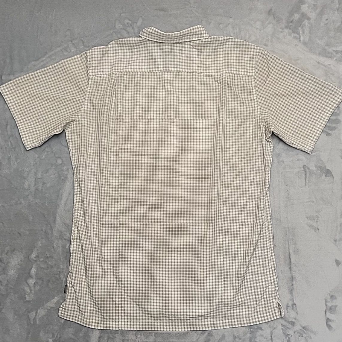Eddie Bauer Eddie Bauer Shirt Mens LT Beige Plaid Performance Nylon Blend Outdoors Button-Up, Short Sleeve, Casual, Classic, USA Theme, Pockets, Woven Size US L / EU 52-54 / 3 - 7 Thumbnail